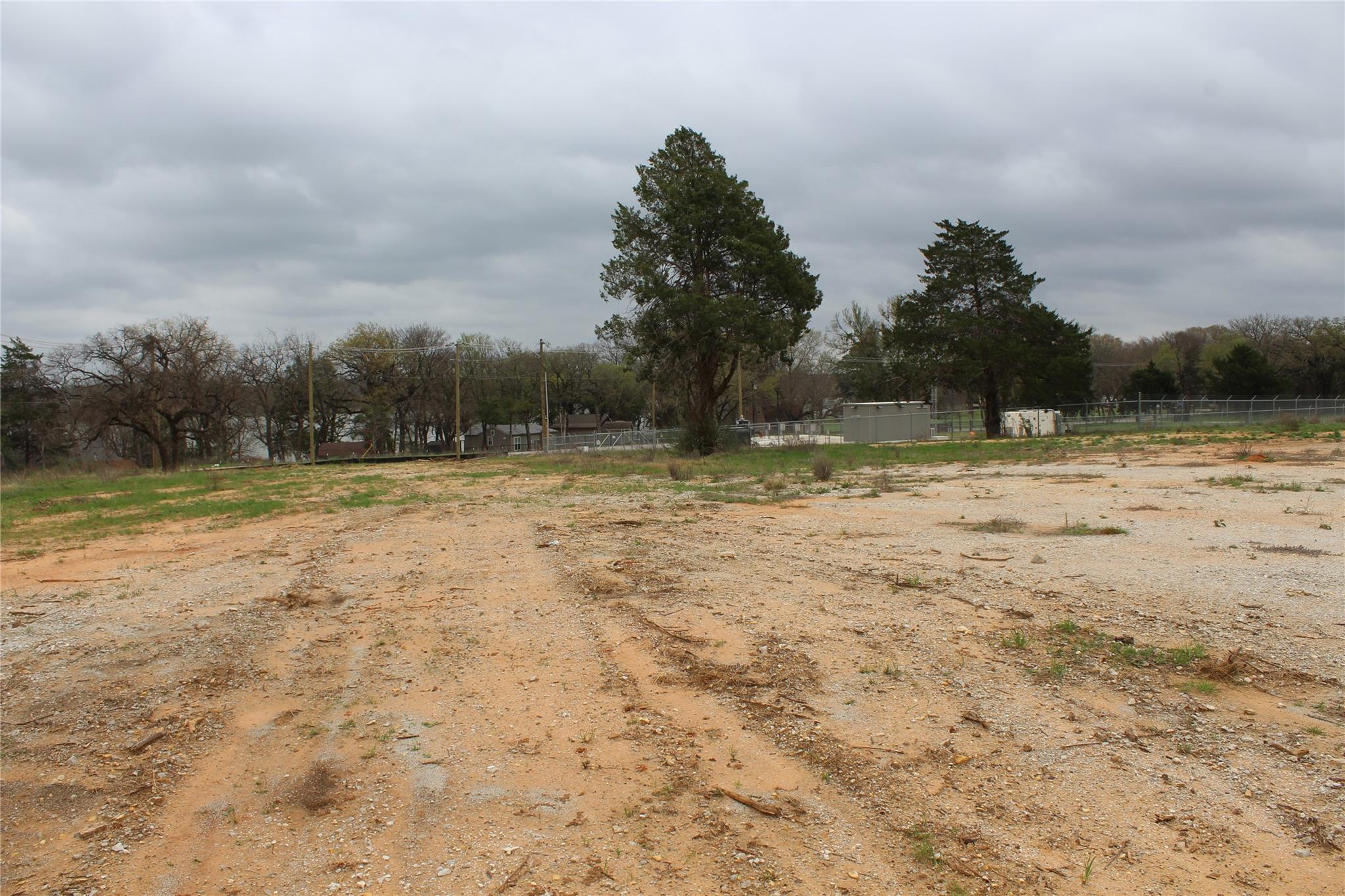 main property photo 7