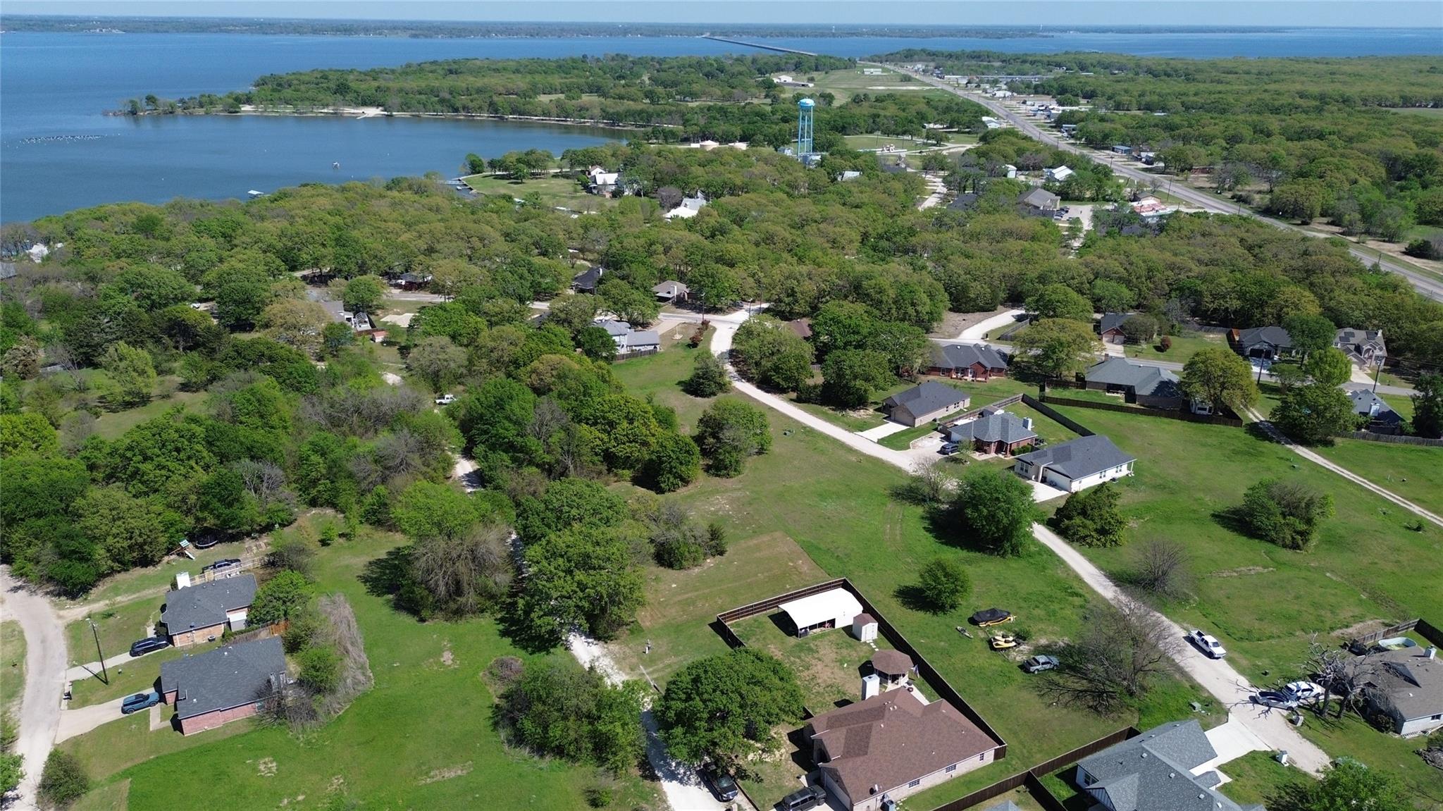 main property photo 17