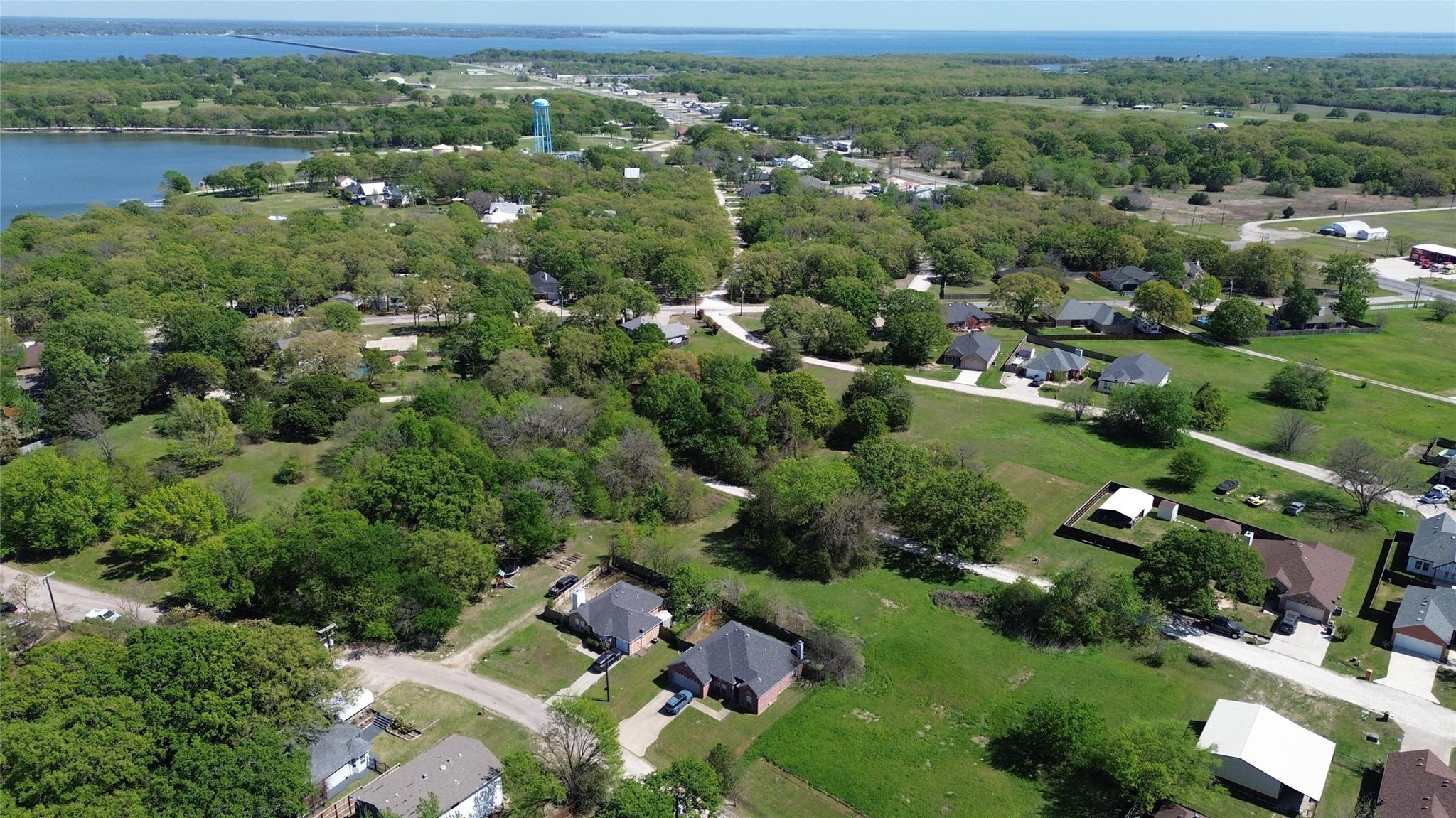 main property photo 18