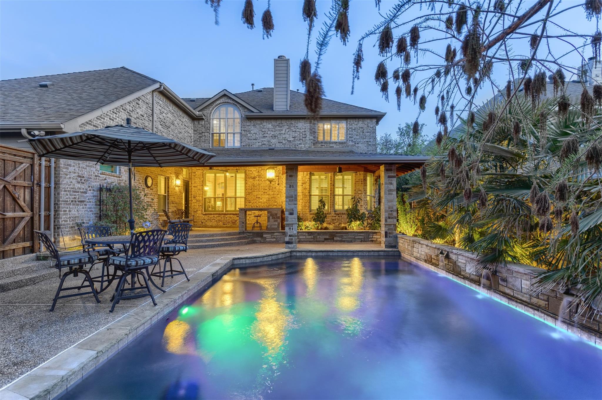 main property photo 8