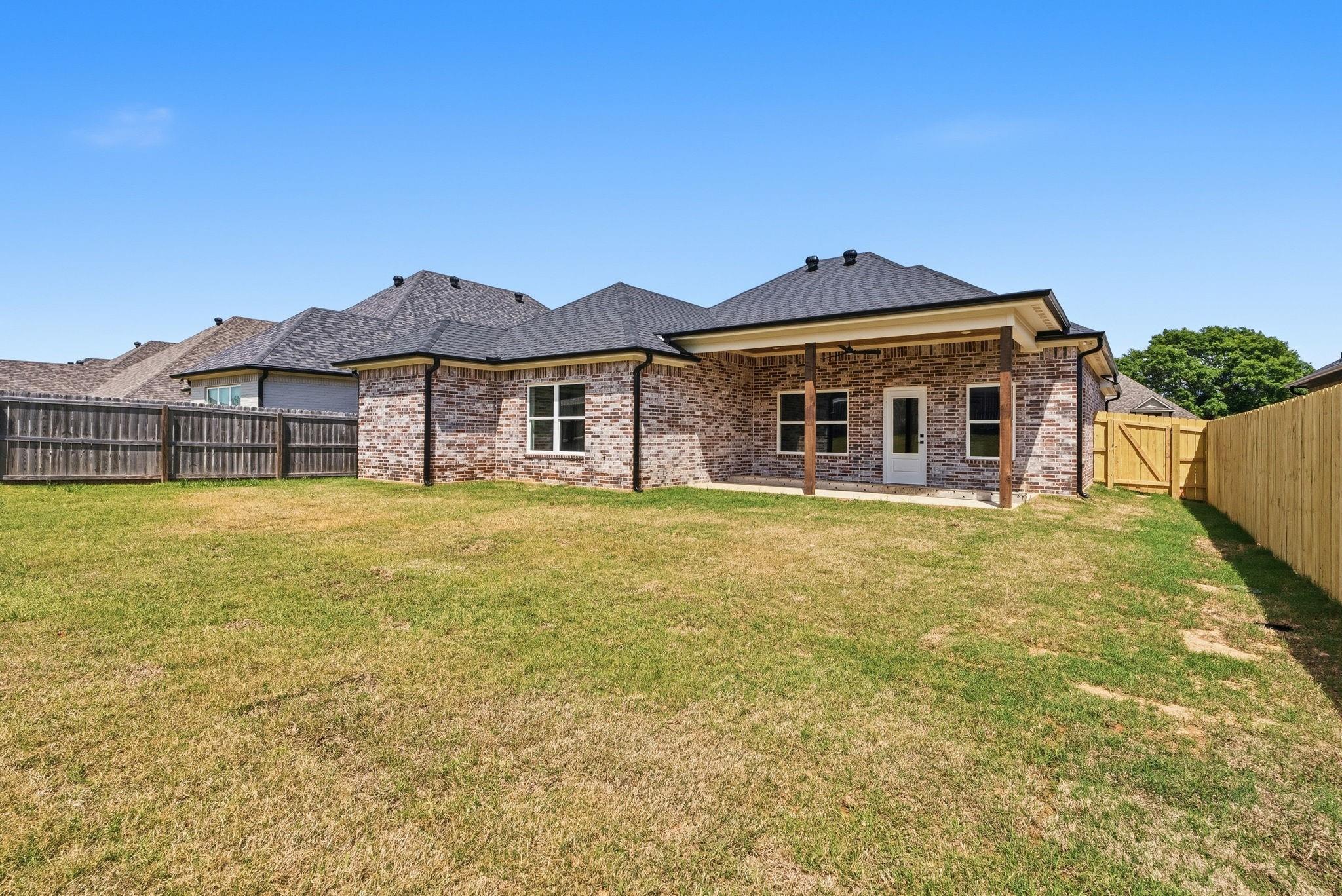 main property photo 26