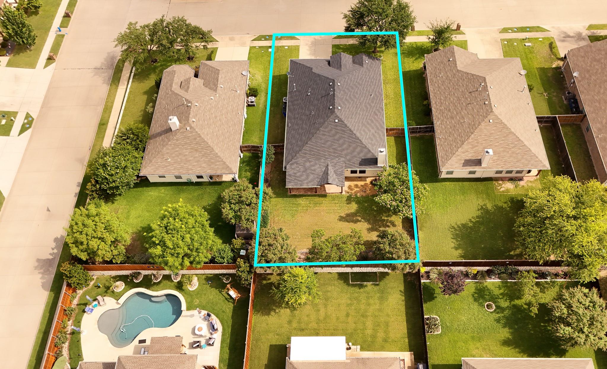 main property photo 3