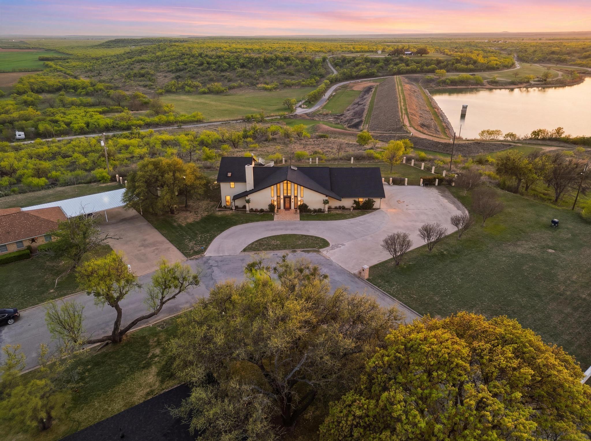 main property photo 36