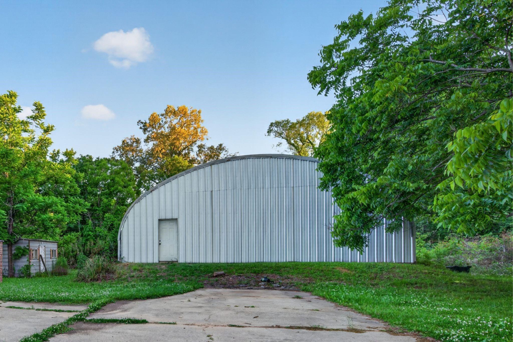 main property photo 21