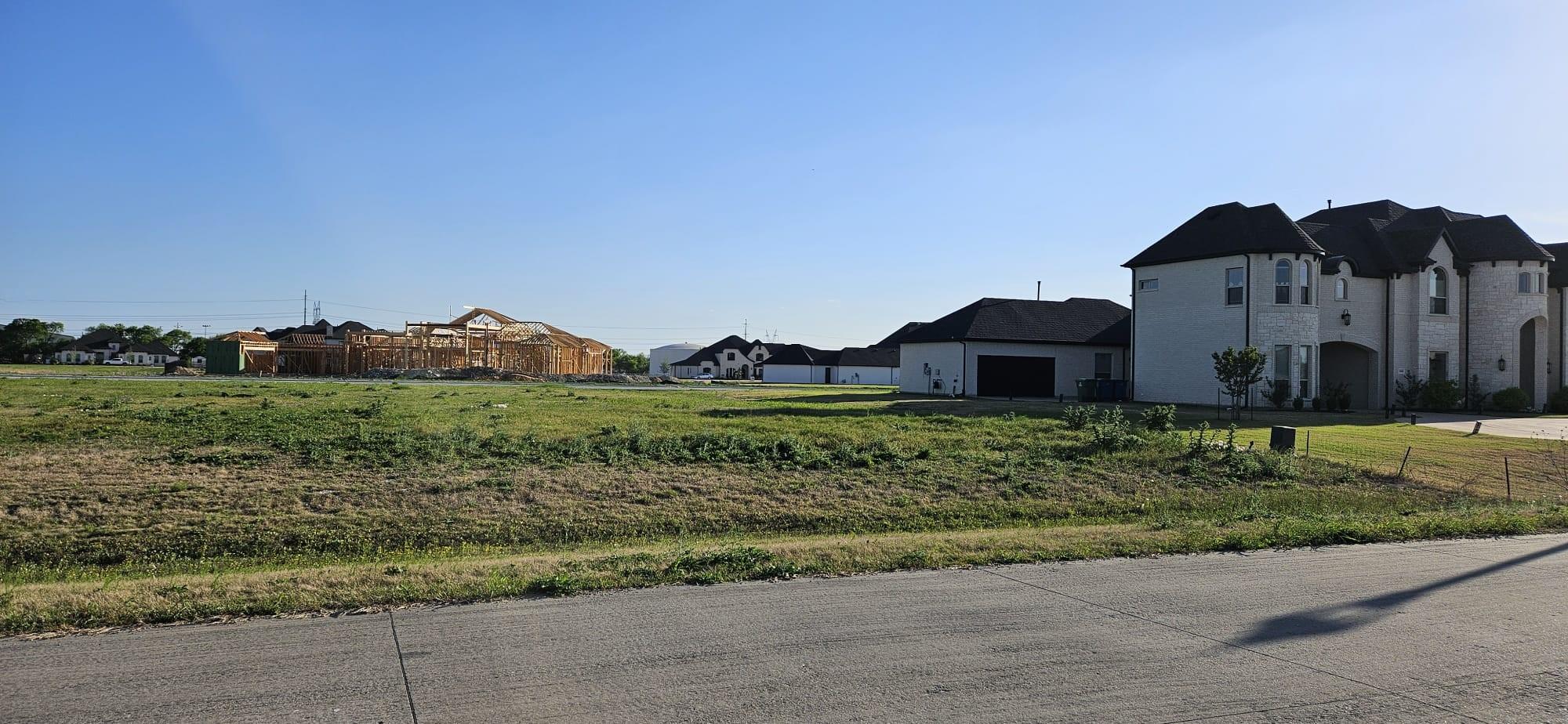 main property photo 10