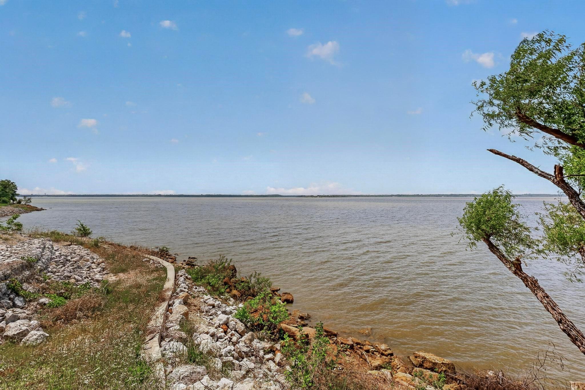 main property photo 36