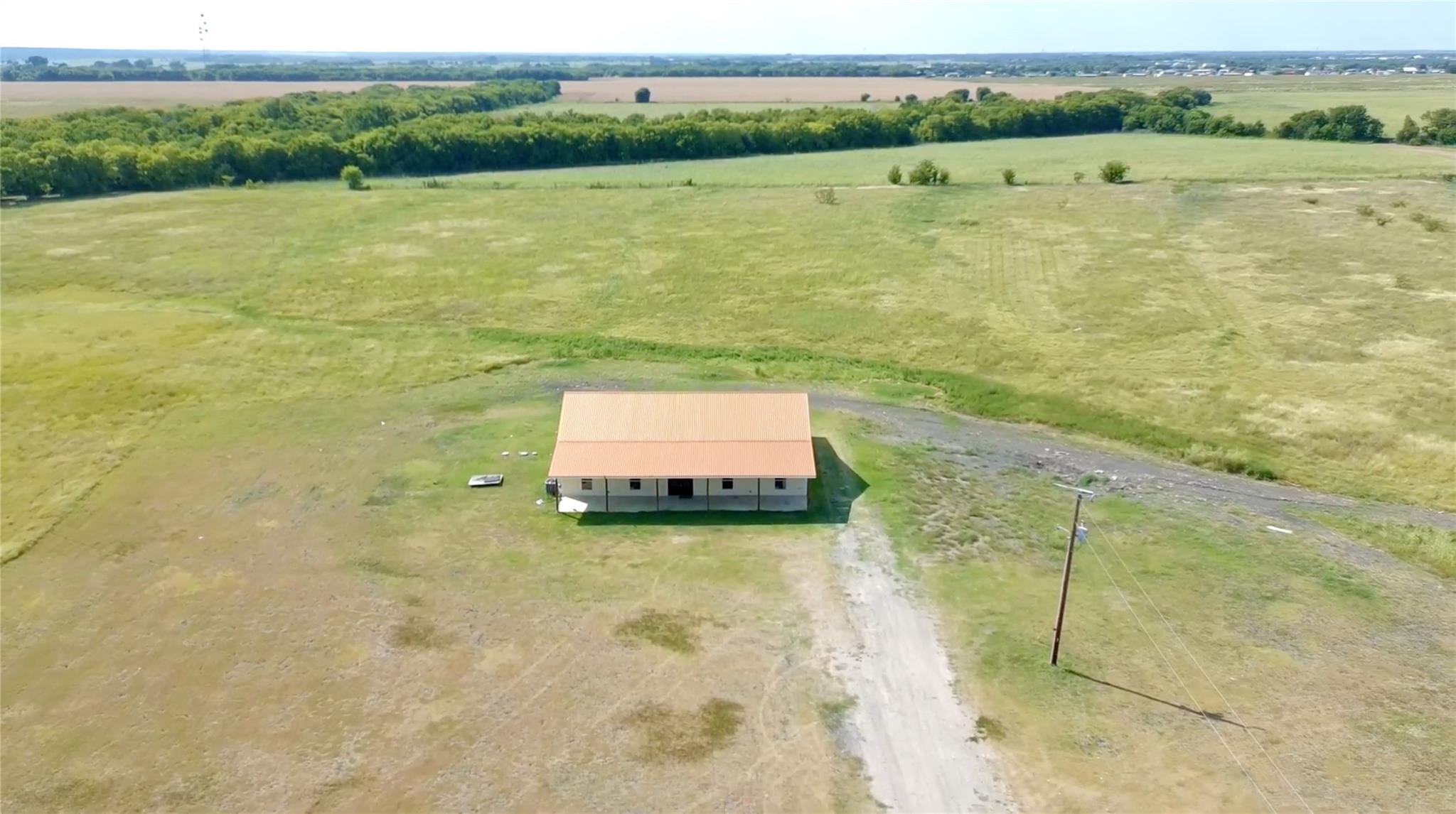 main property photo 4