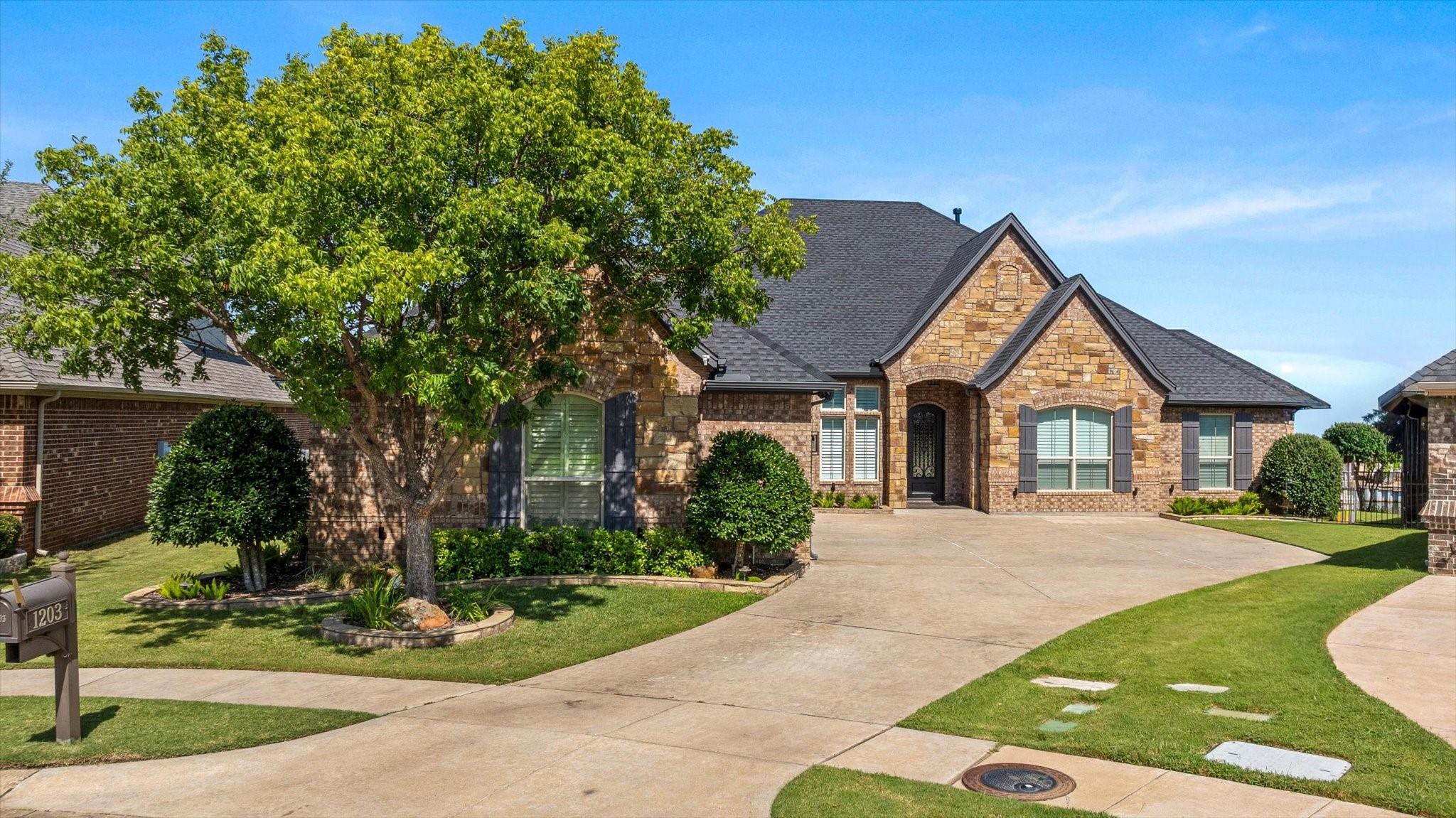 main property photo 39