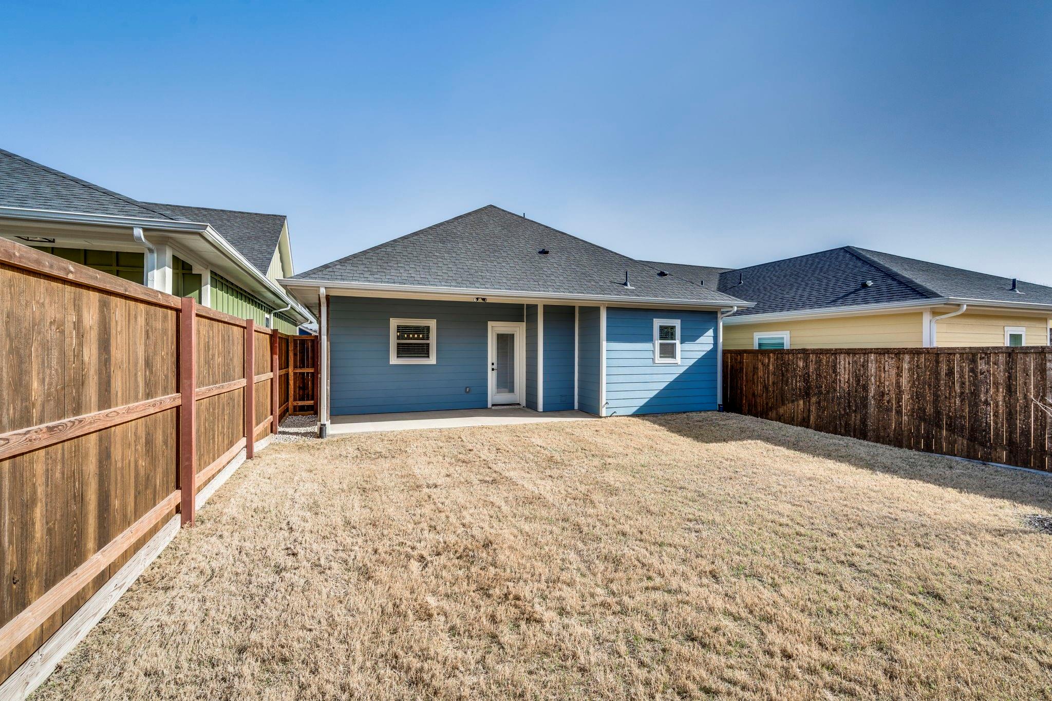 main property photo 5