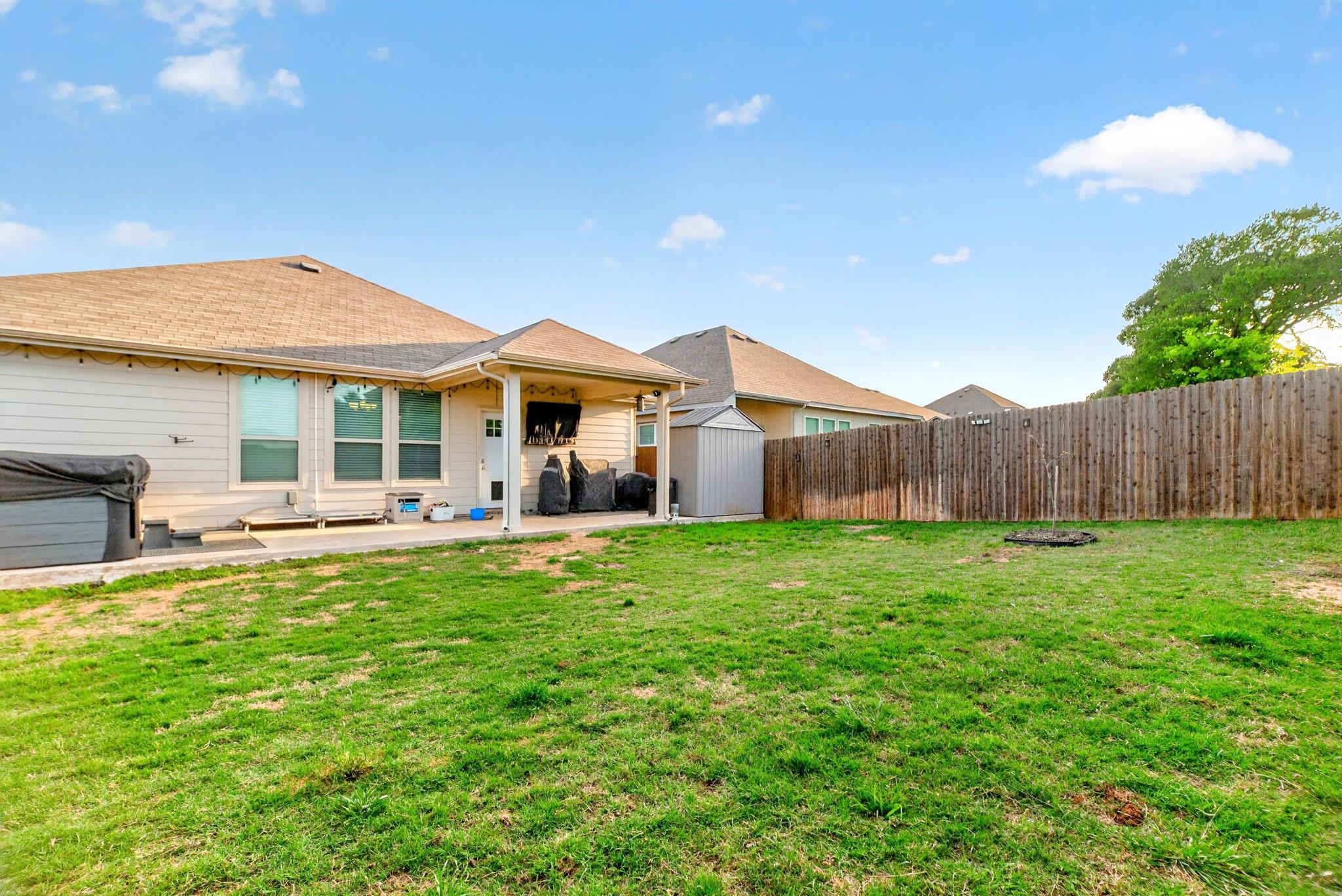 main property photo 27