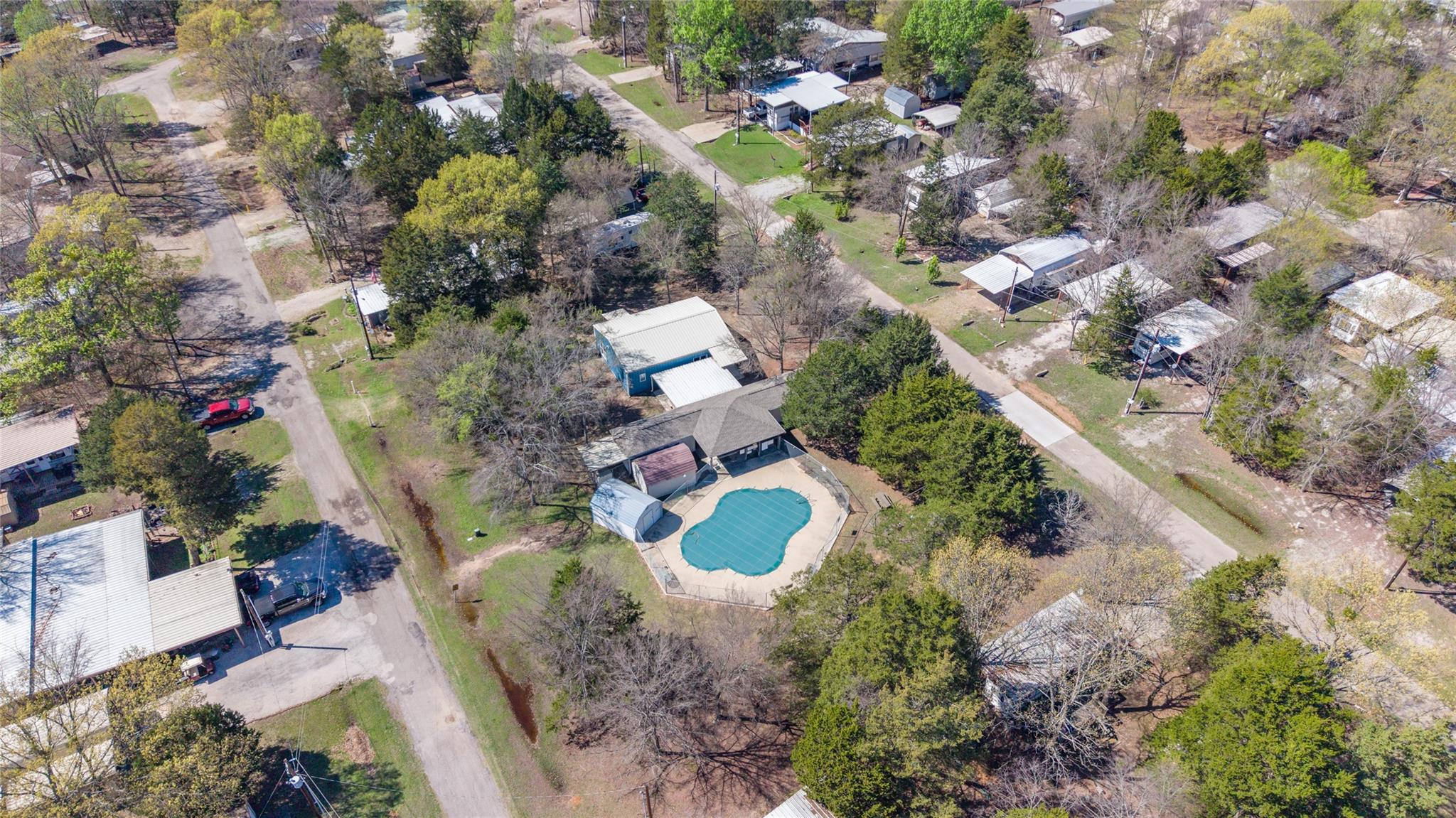 main property photo 34