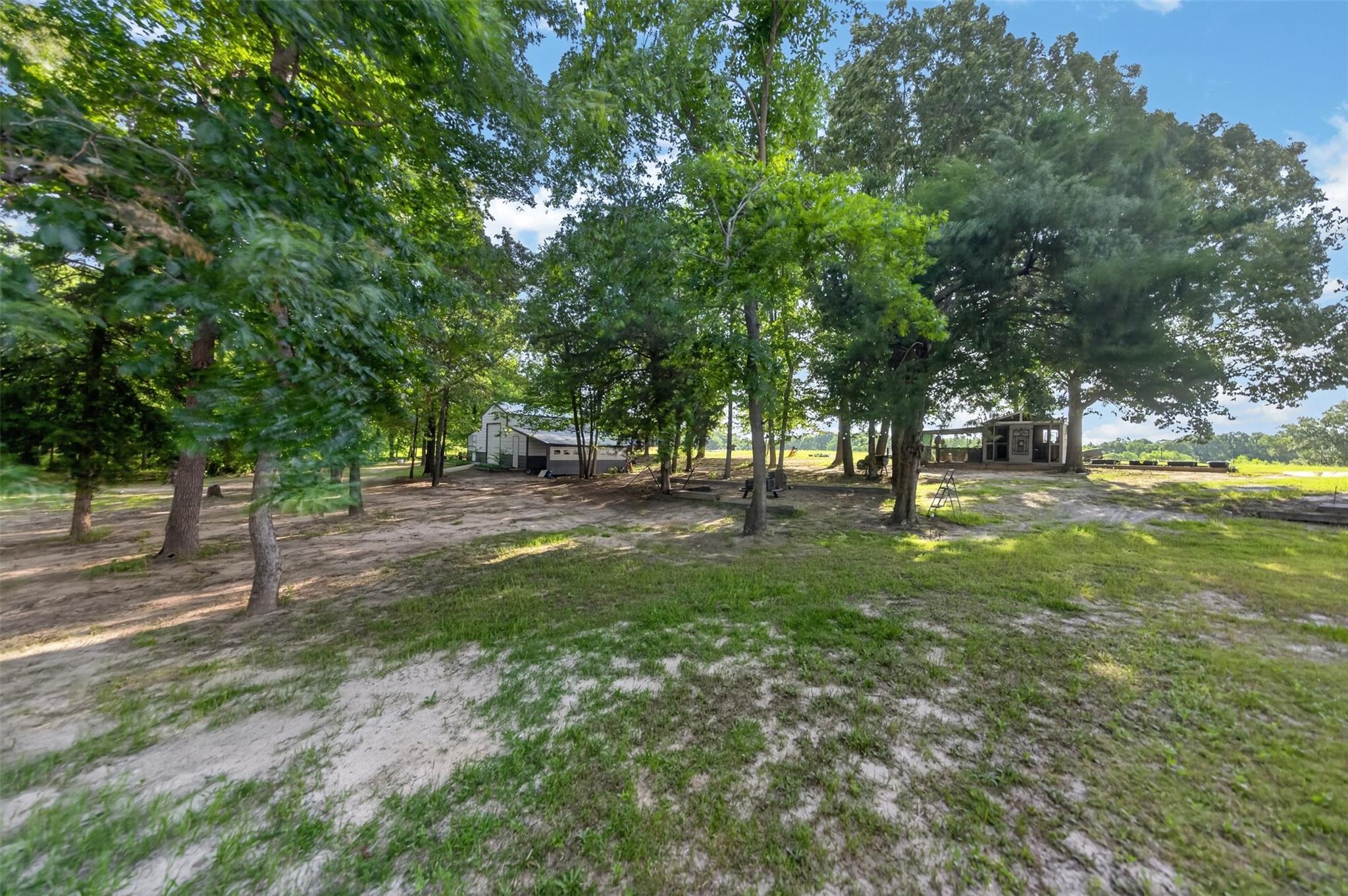 main property photo 8
