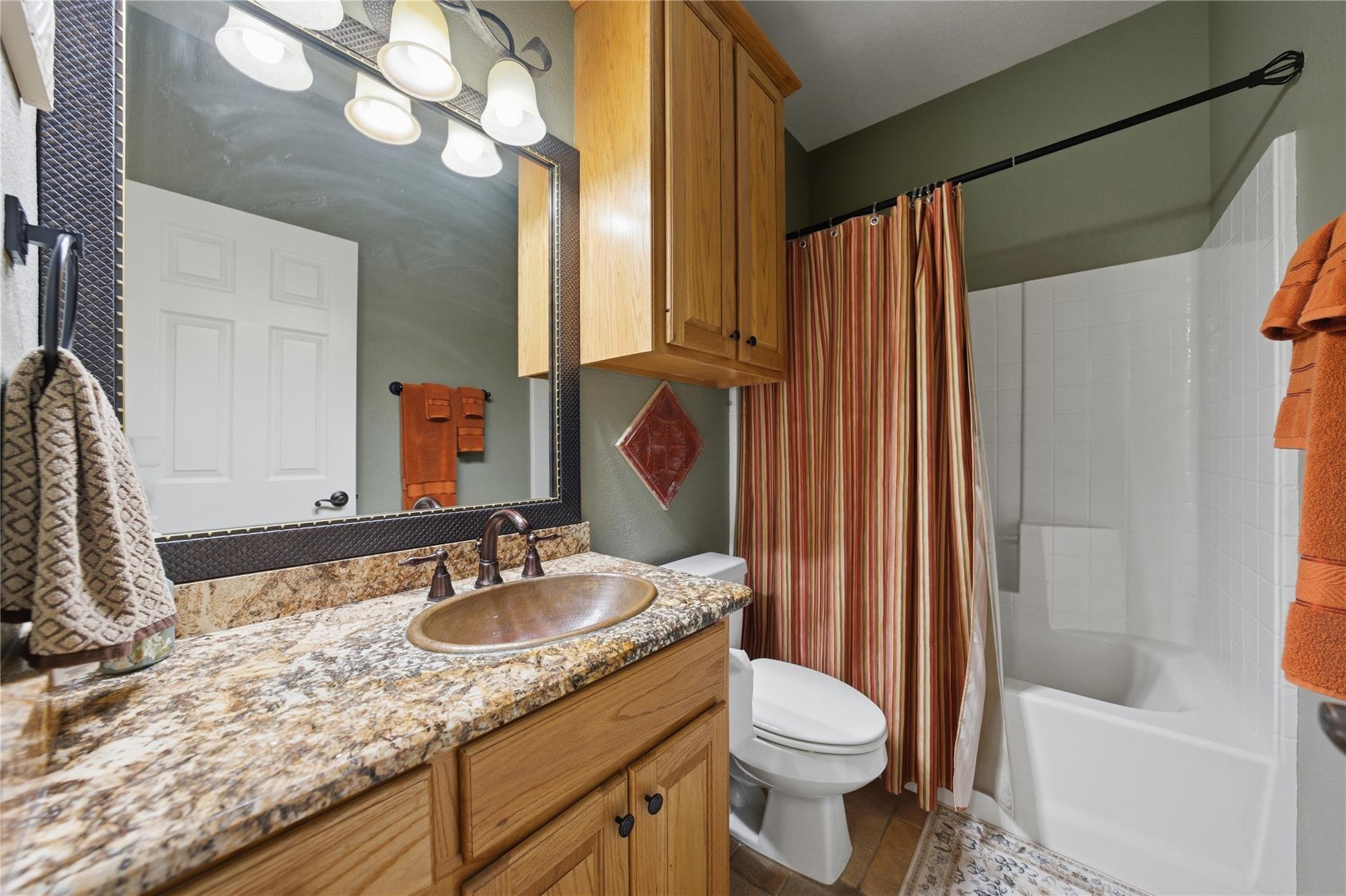 main property photo 23