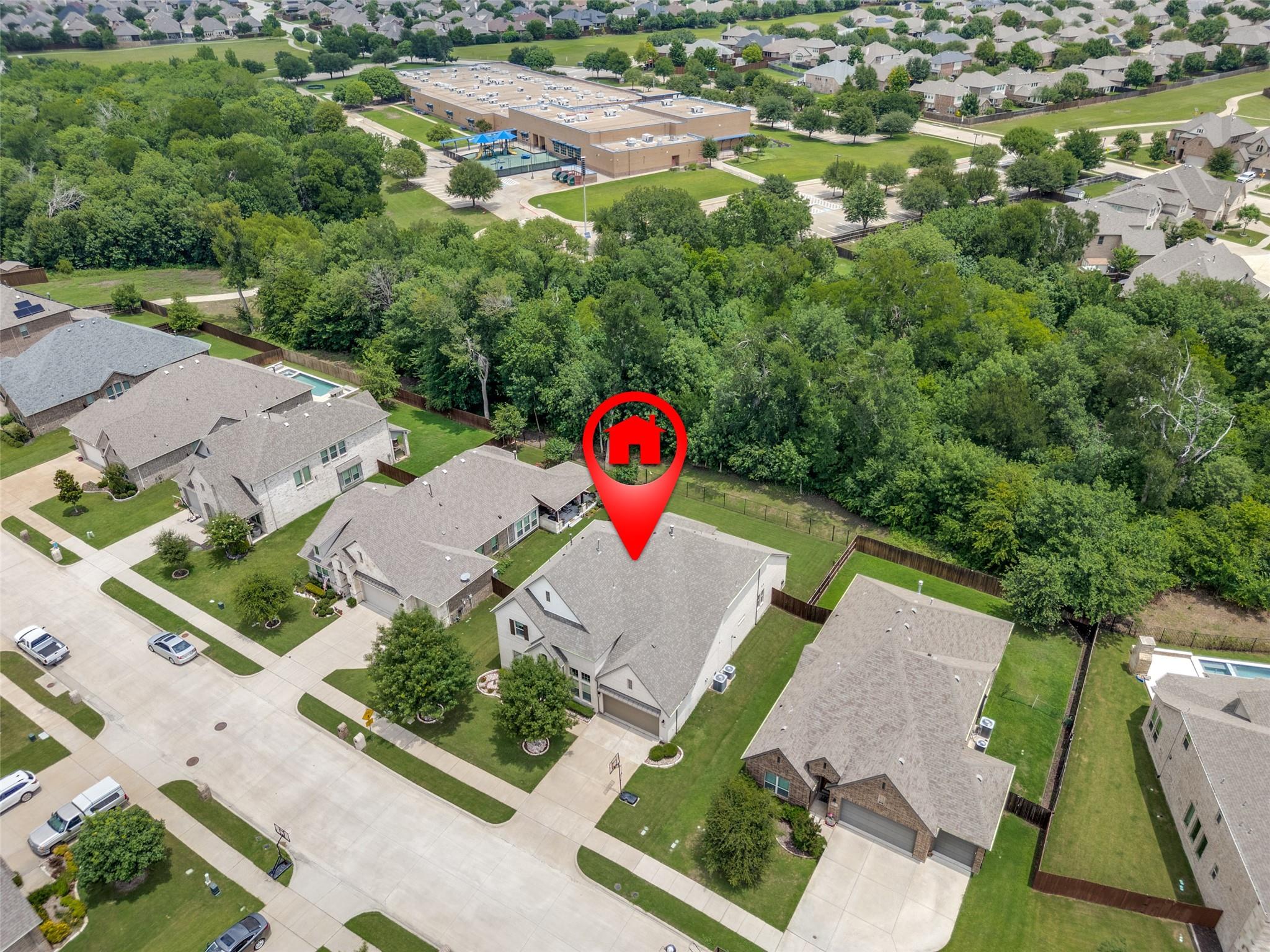 main property photo 39