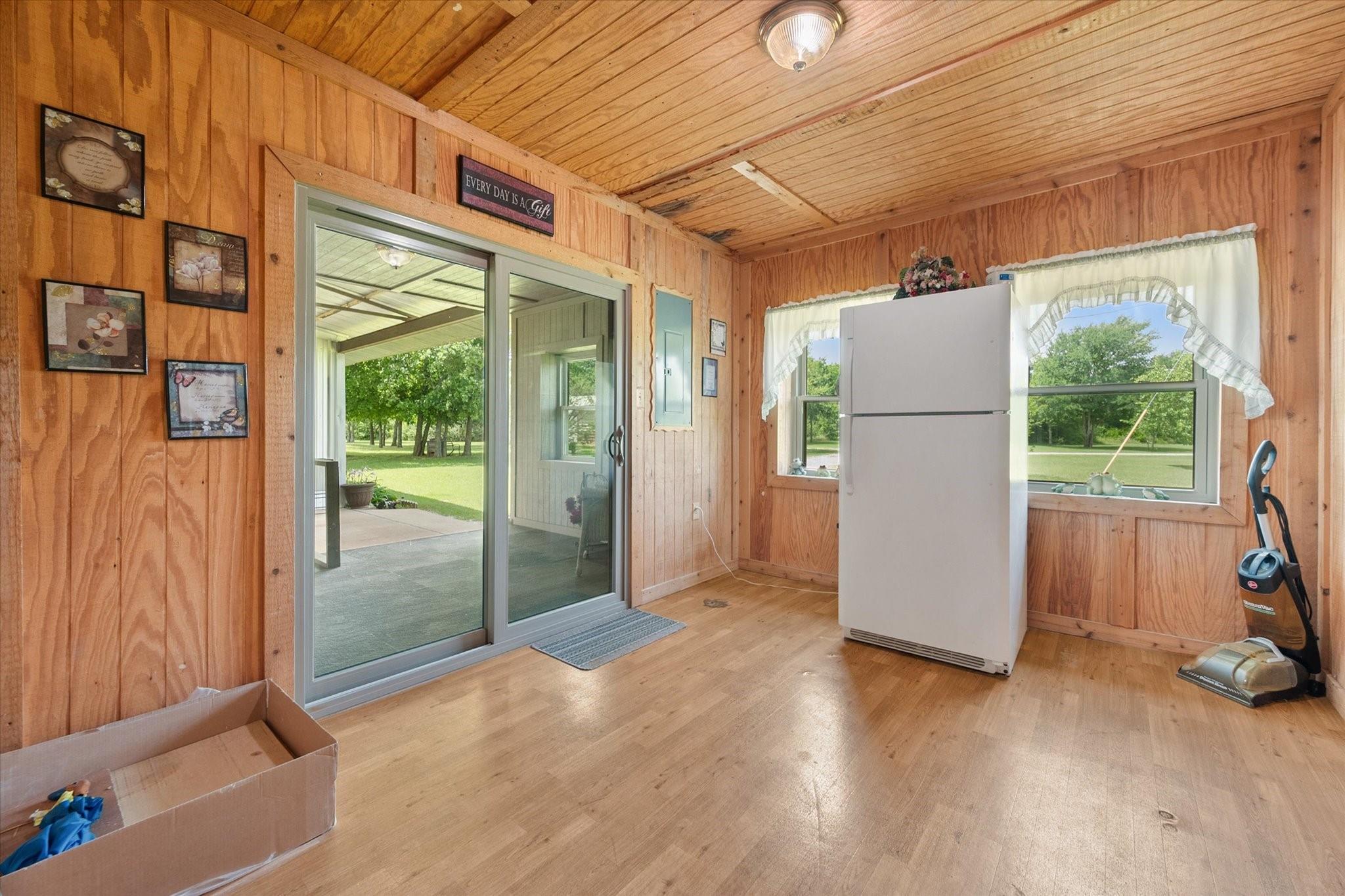 main property photo 21