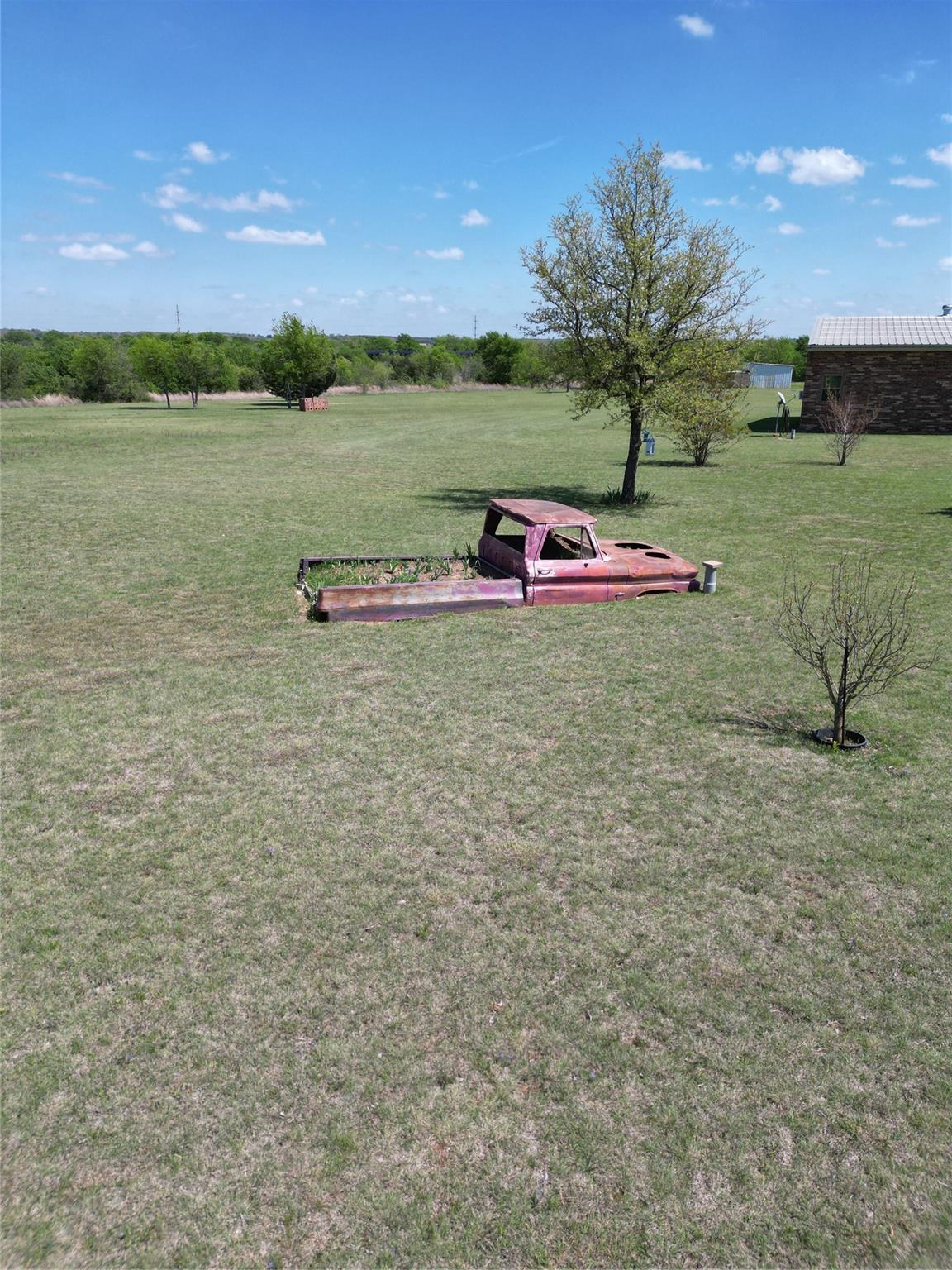 main property photo 27