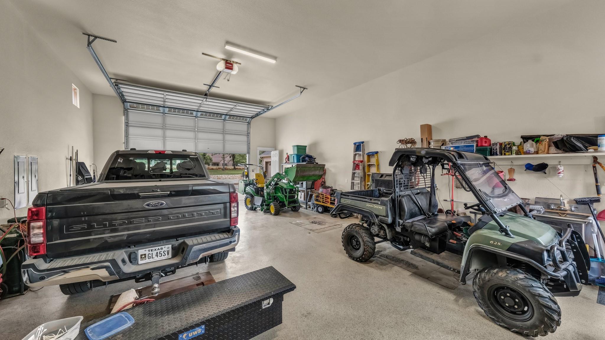 main property photo 36