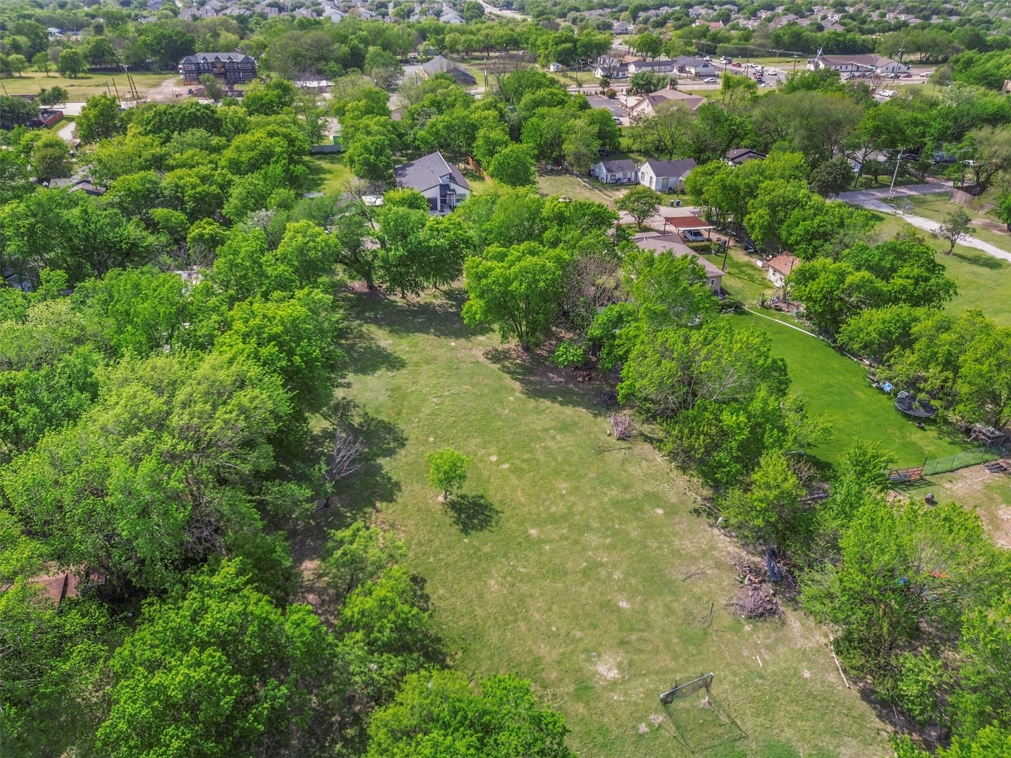 main property photo 13