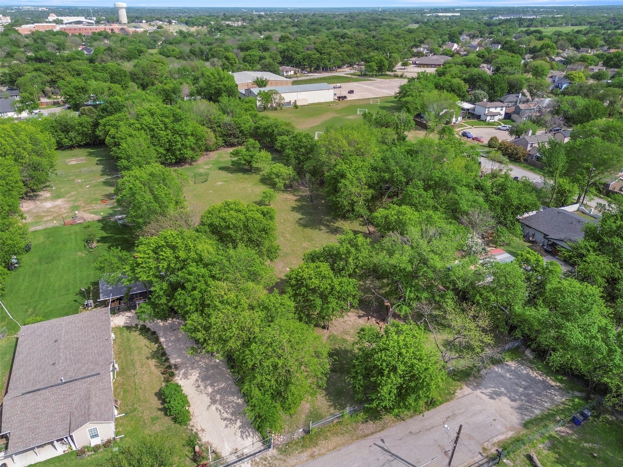 main property photo 6