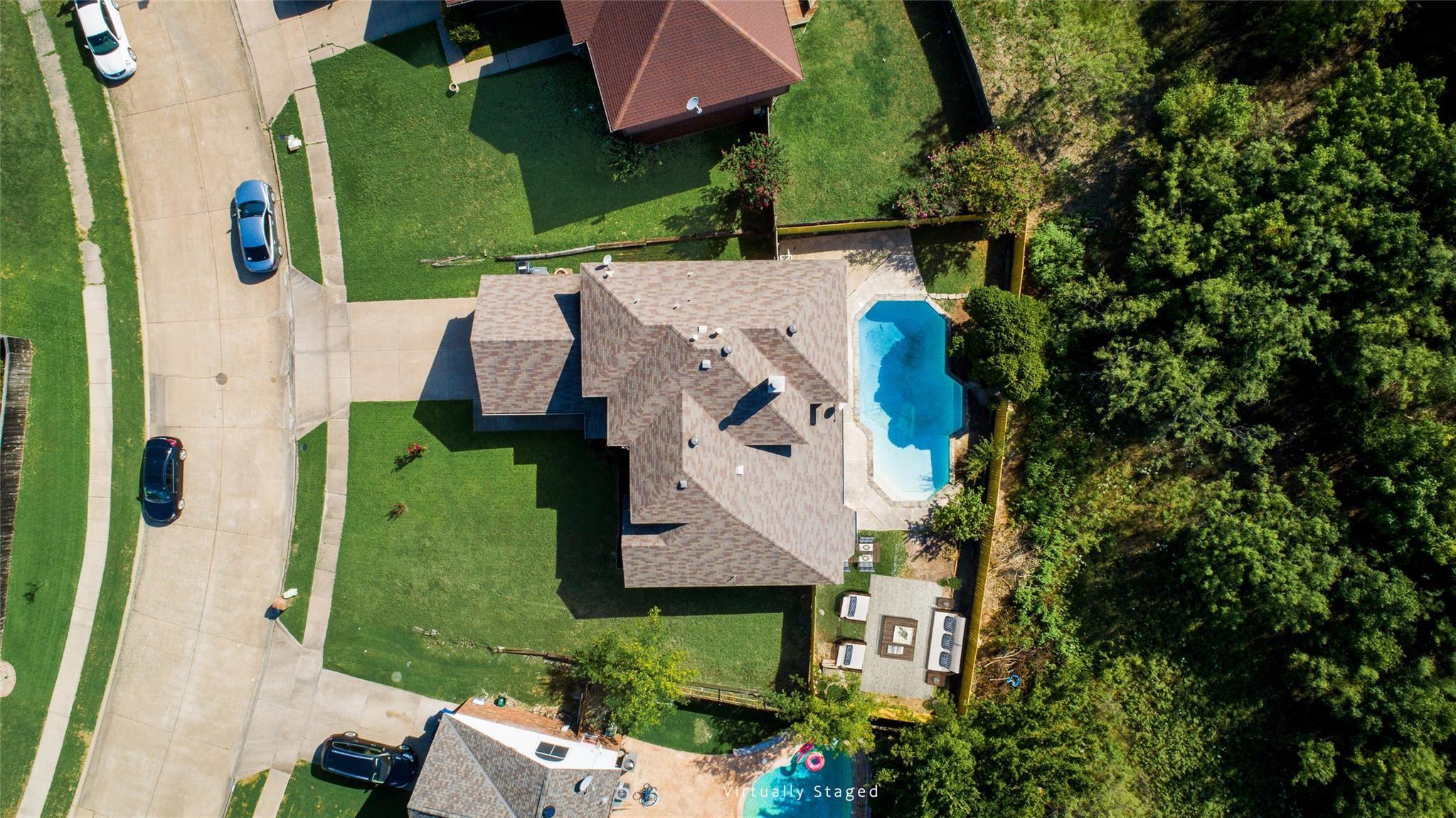 main property photo 30