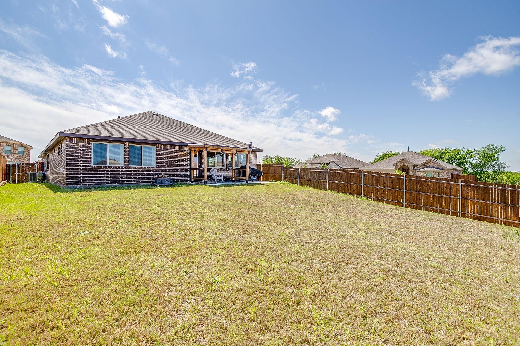 main property photo 38