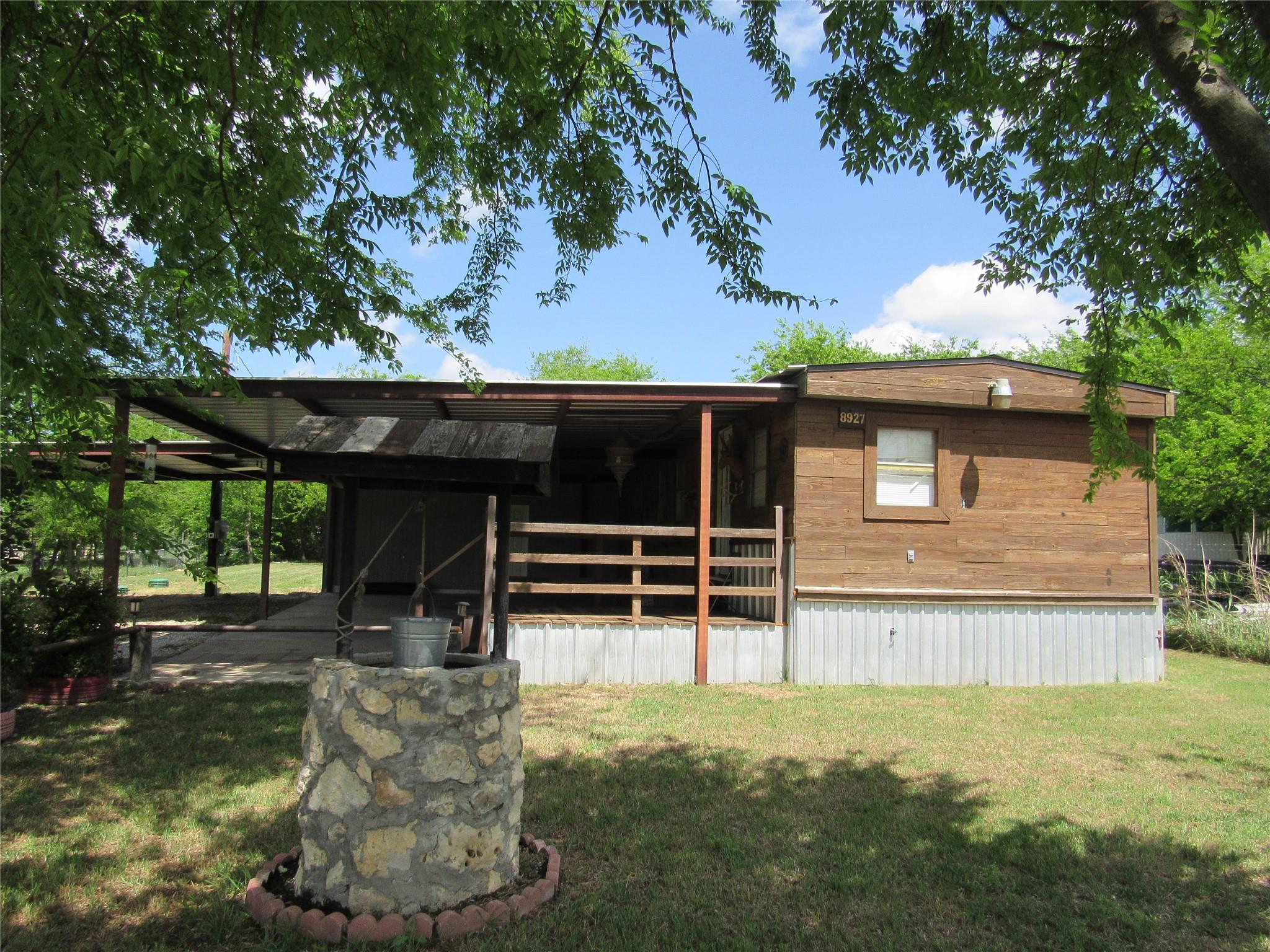 main property photo 5