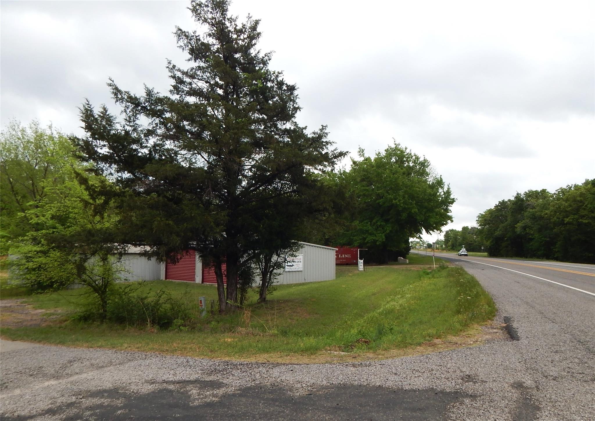 main property photo 20
