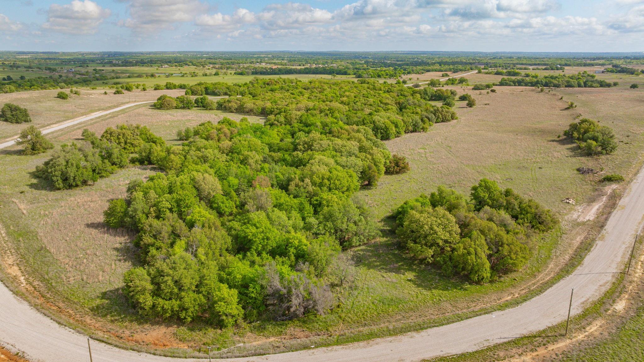 main property photo 19