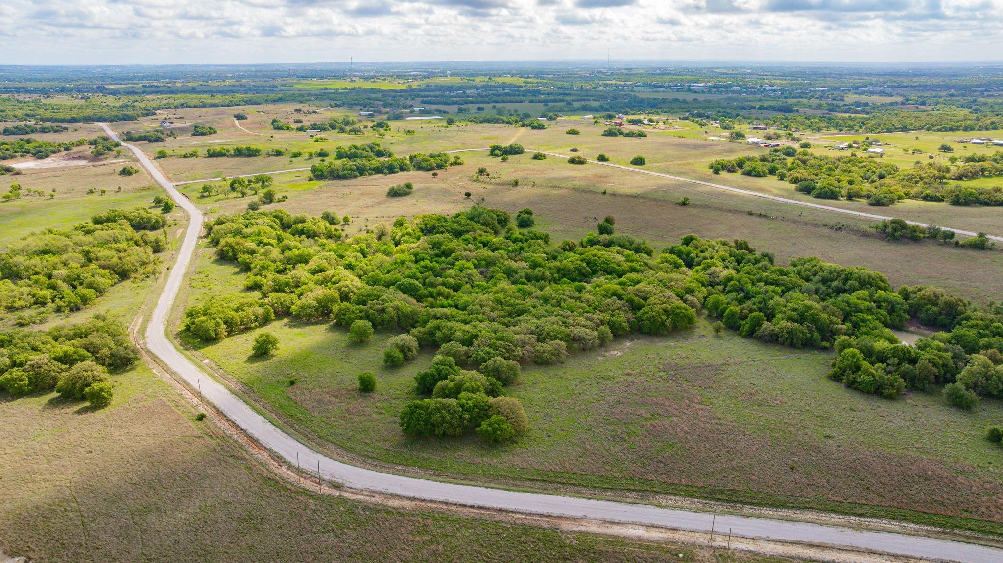 main property photo 33