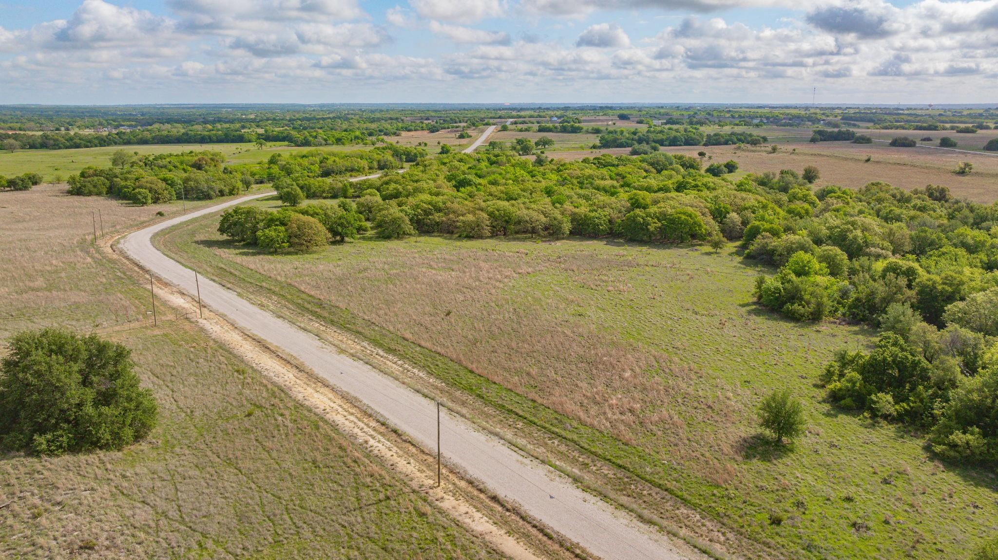 main property photo 22
