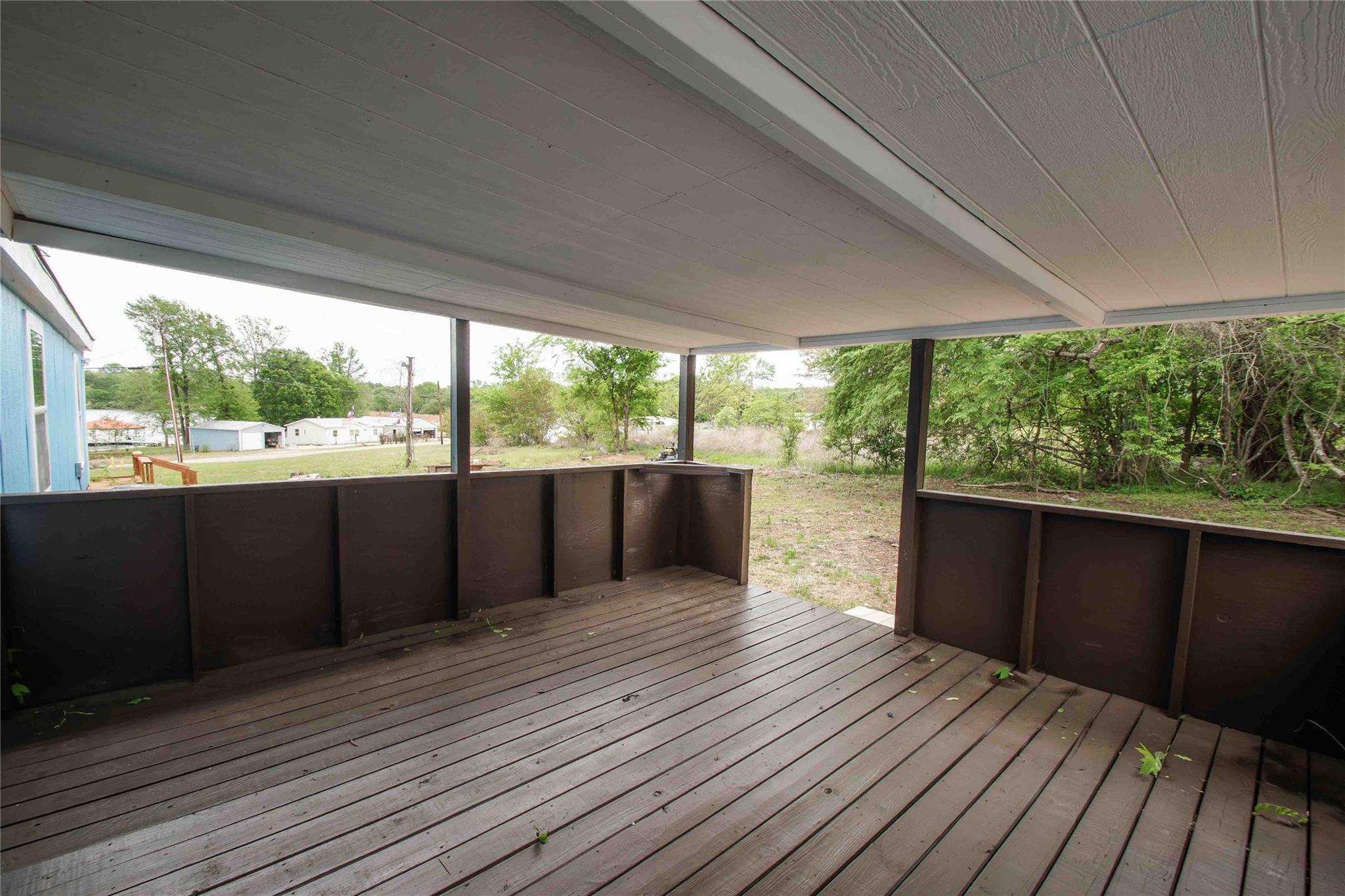main property photo 6