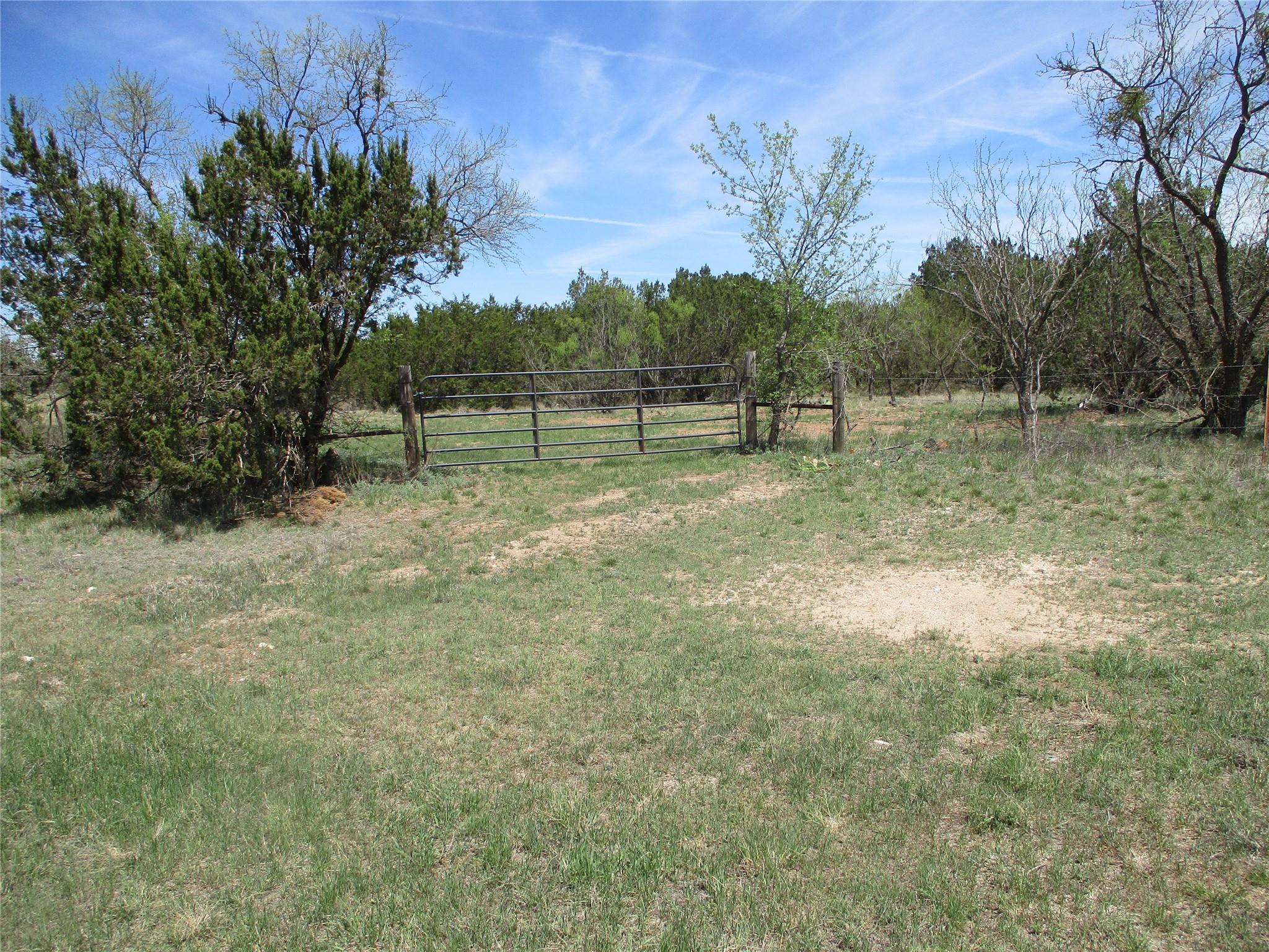 main property photo 20