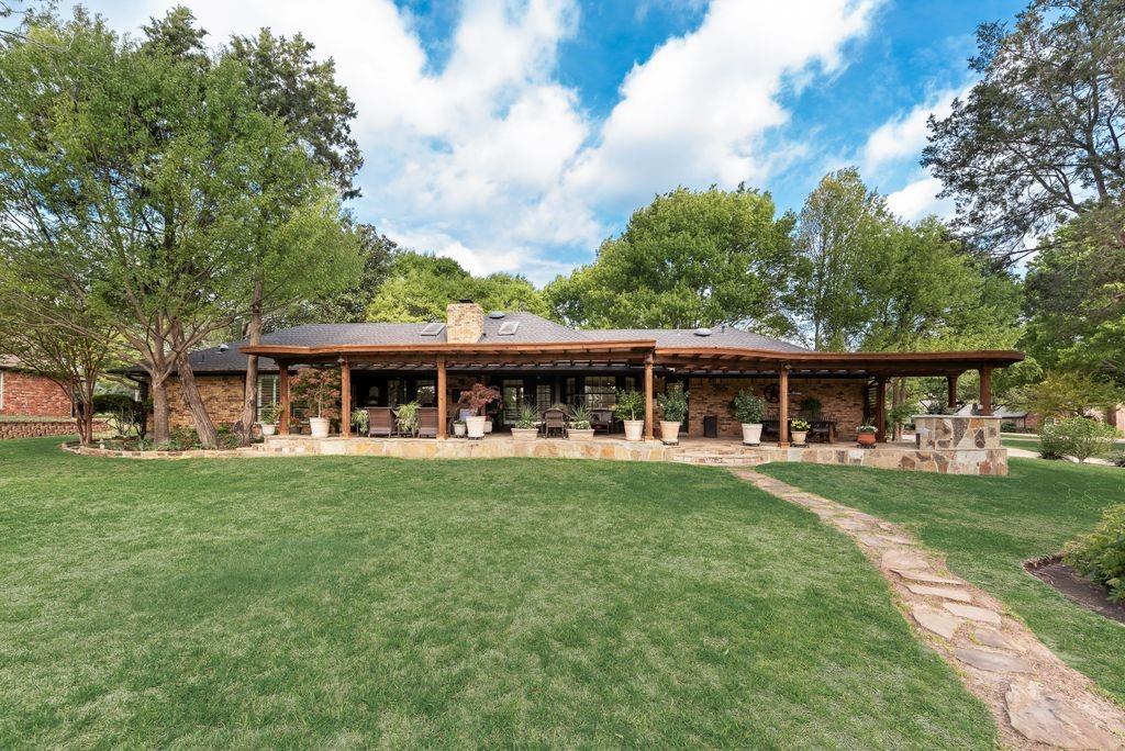 main property photo 32