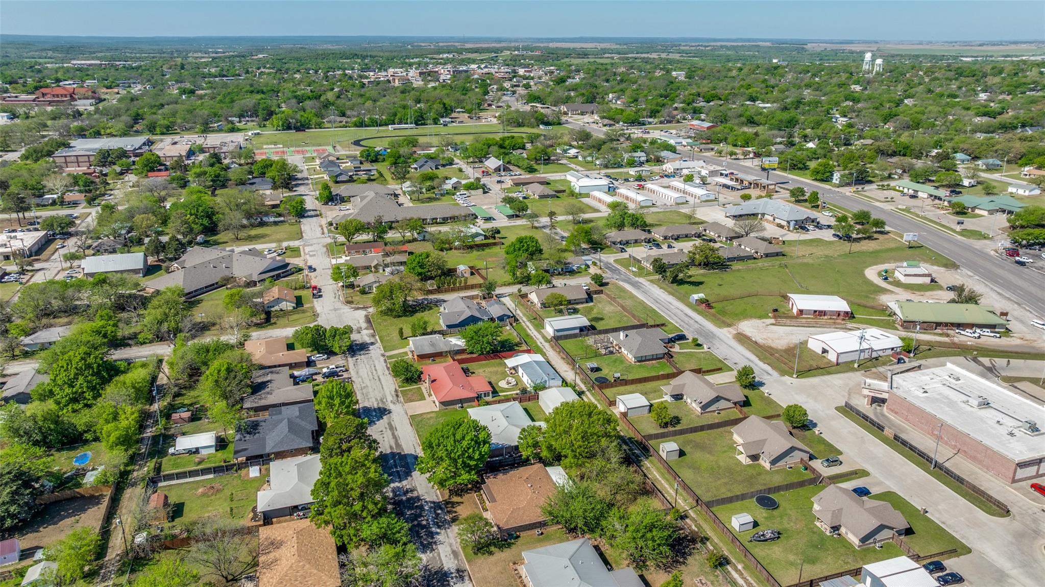 main property photo 37
