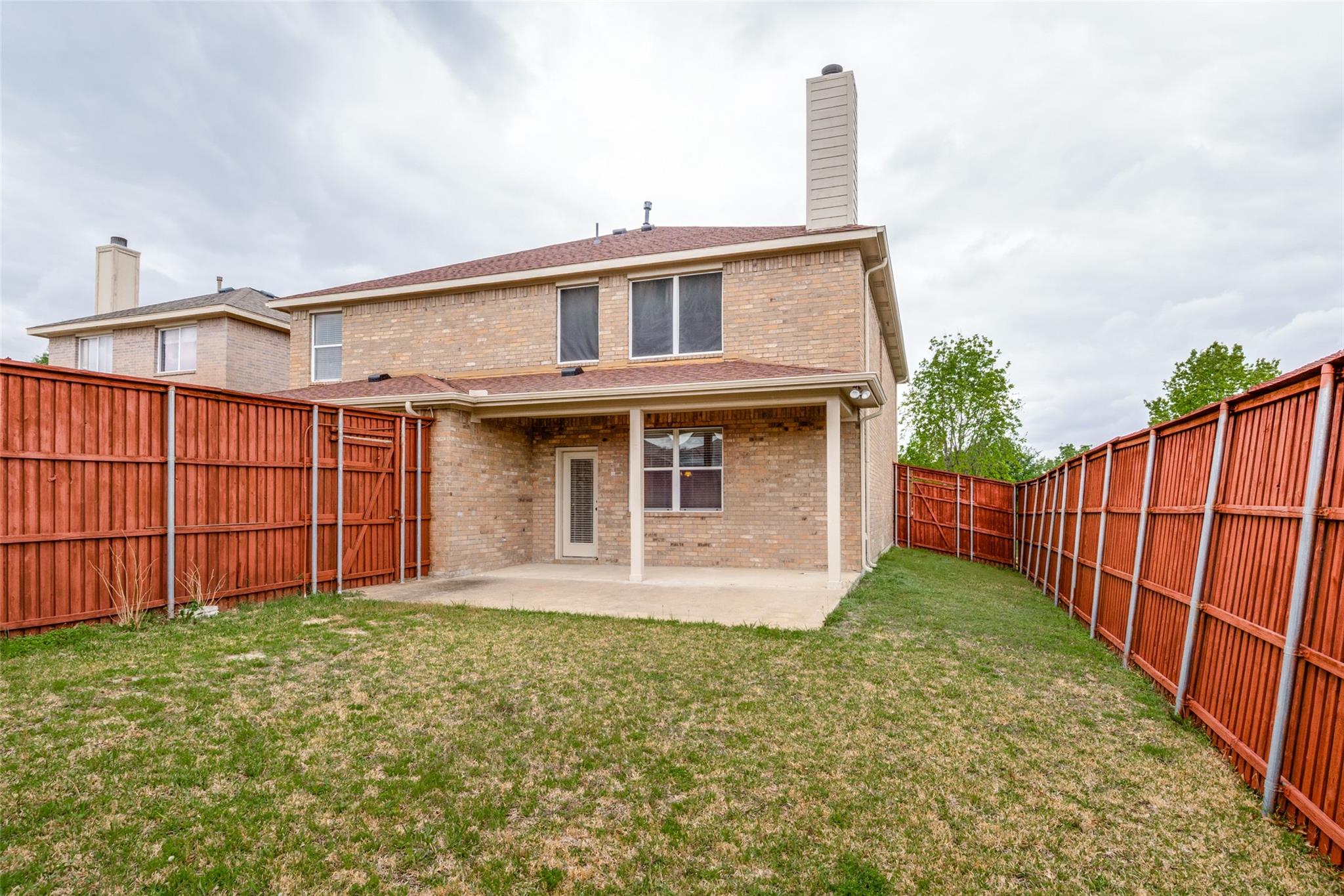 main property photo 23