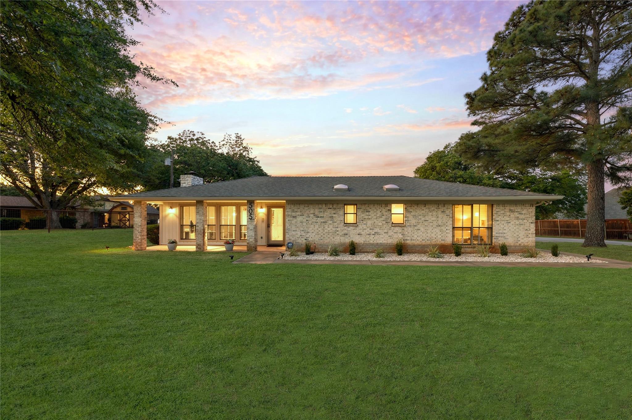 main property photo 3