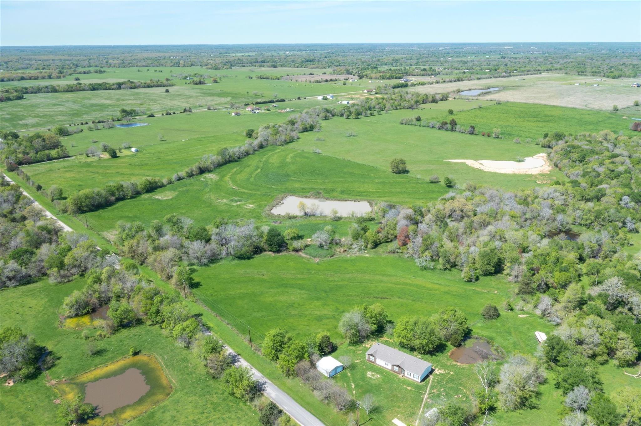 main property photo 11