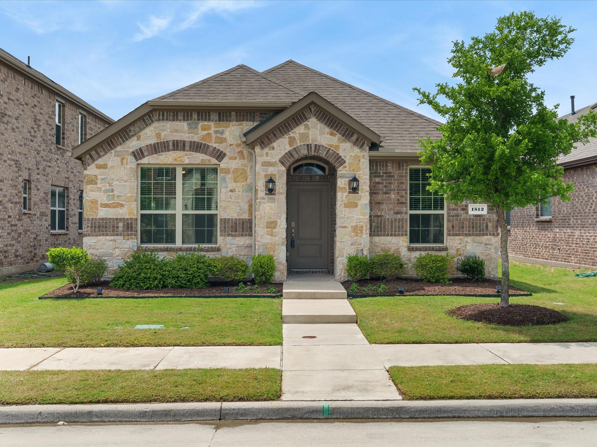 main property photo 4