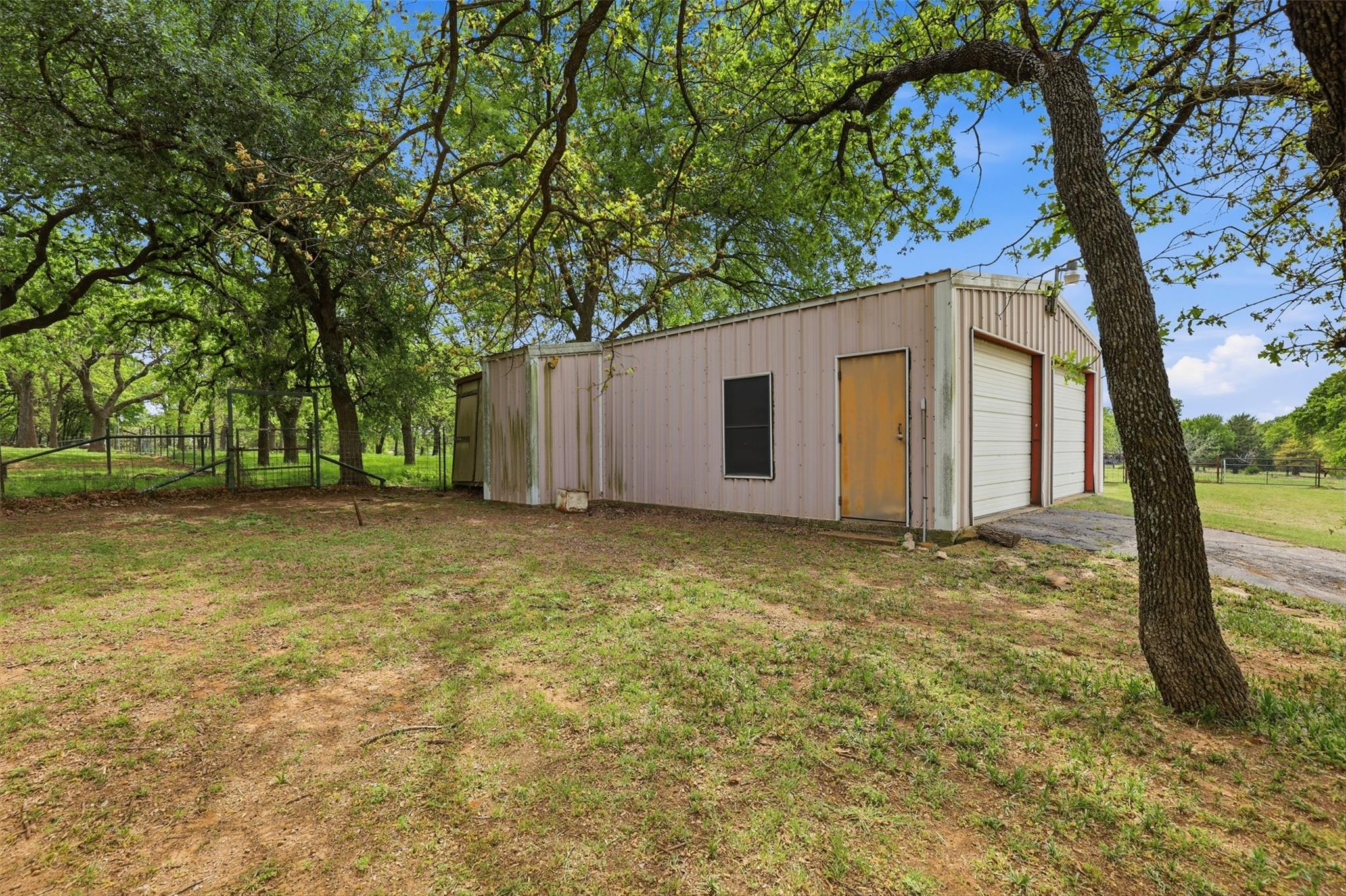 main property photo 35