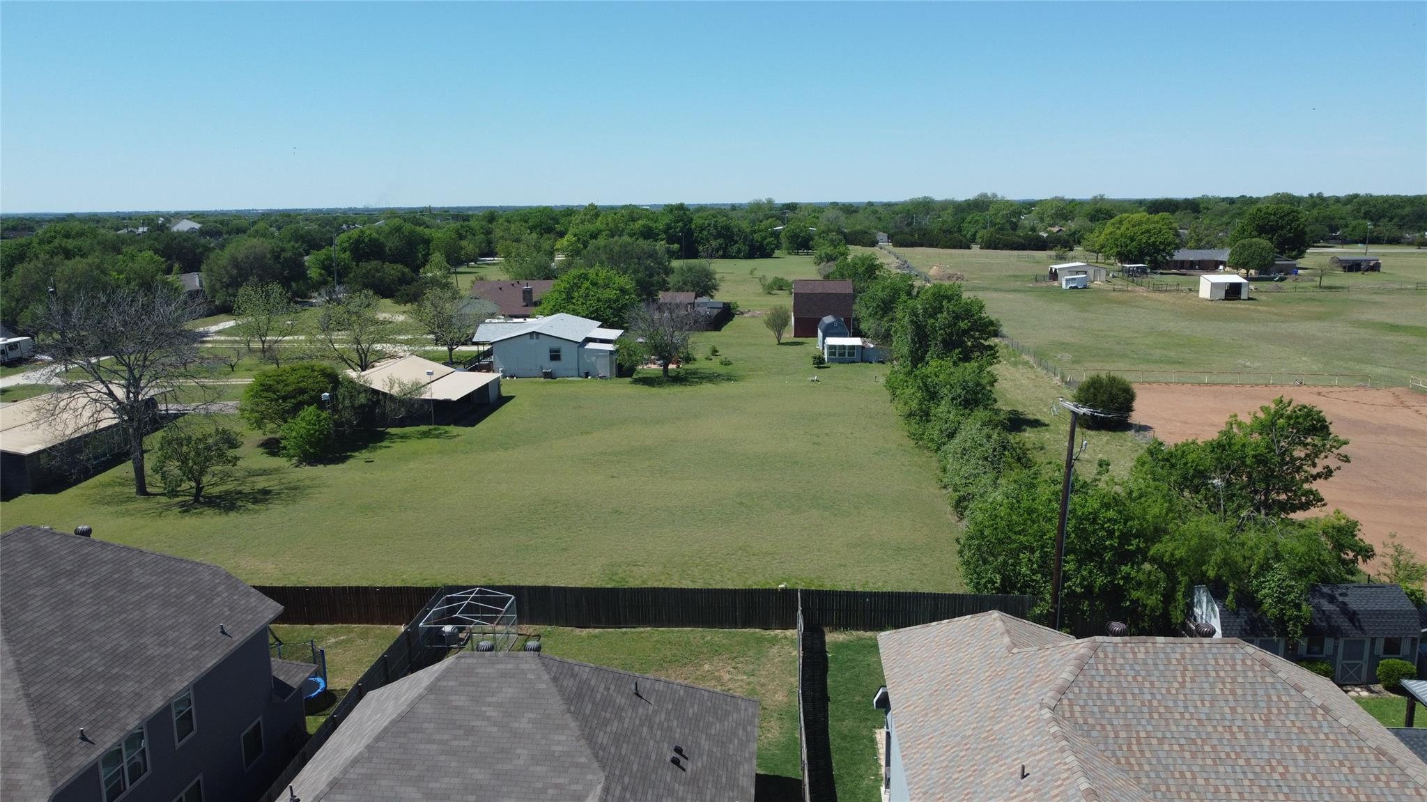 main property photo 34