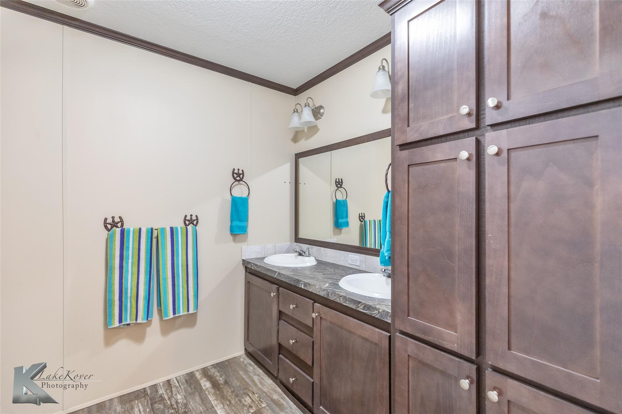property viewer photo 13