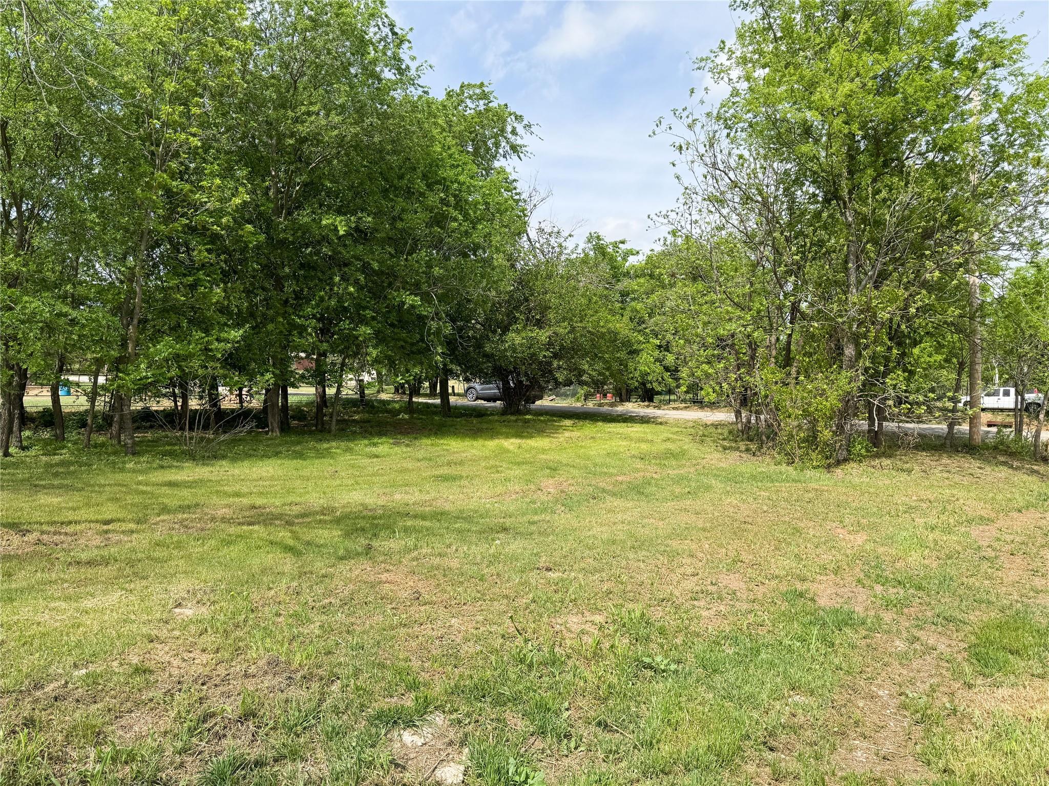 main property photo 4