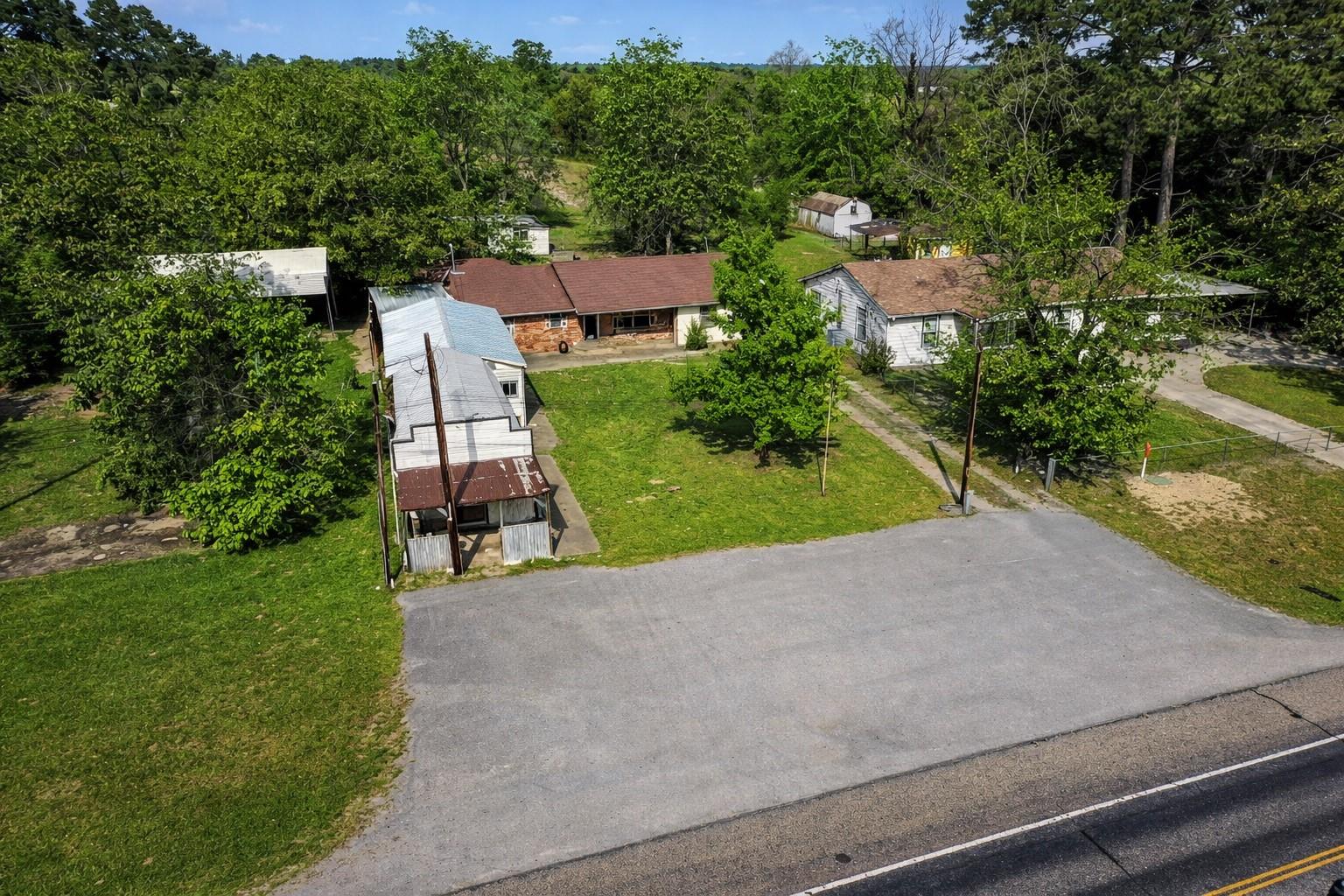 main property photo 31