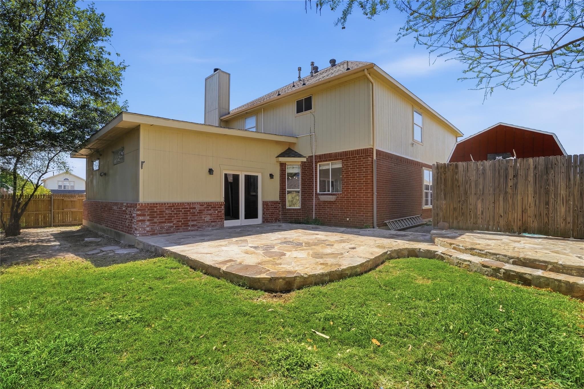 main property photo 37
