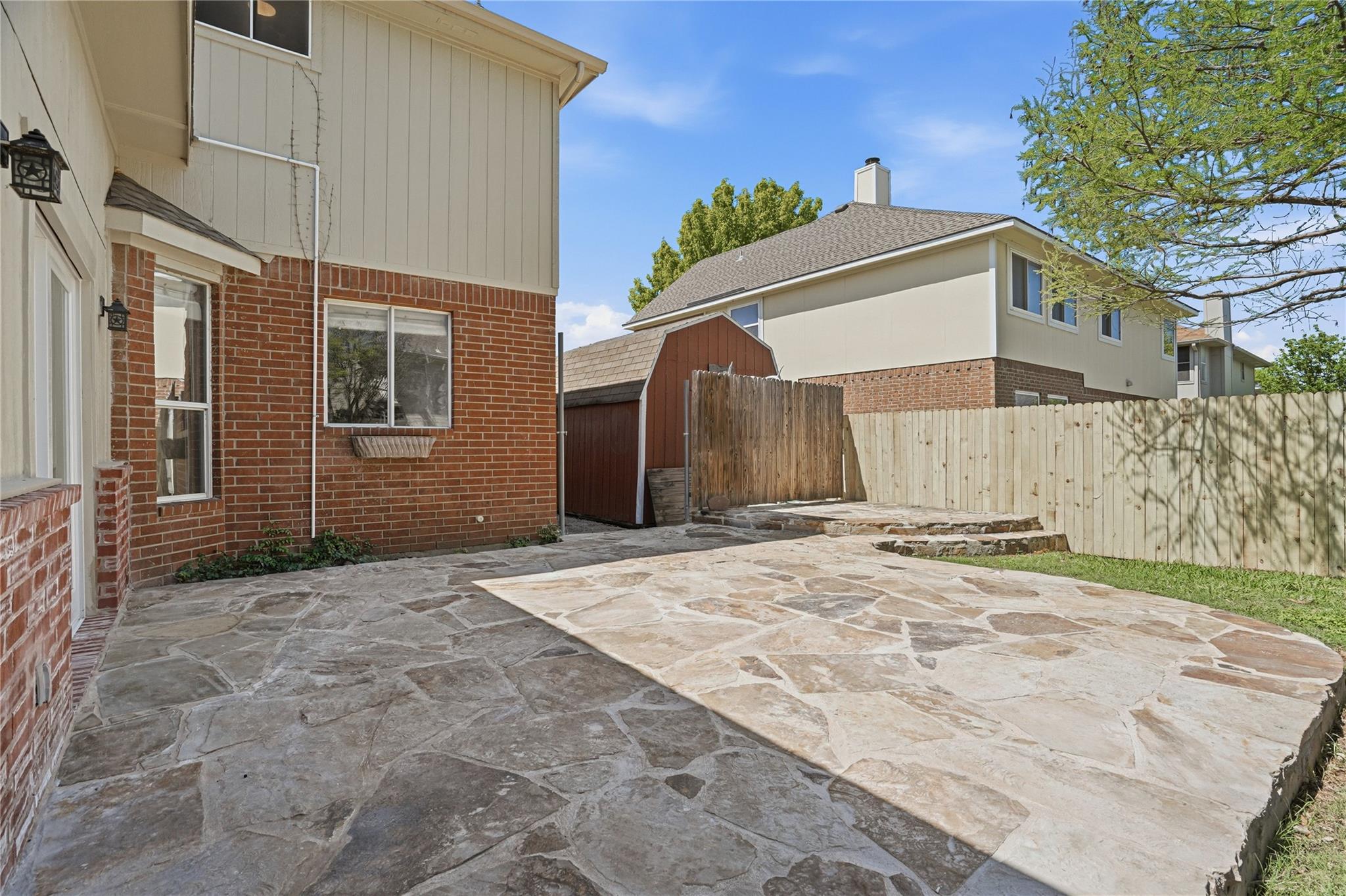 main property photo 38