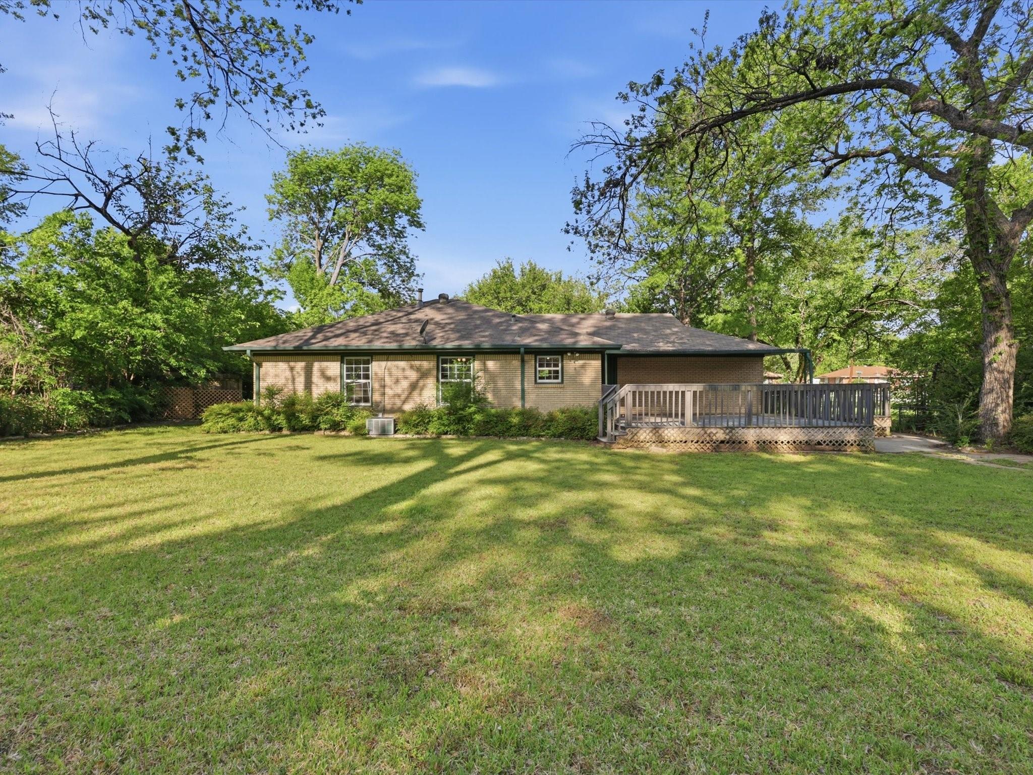 main property photo 37