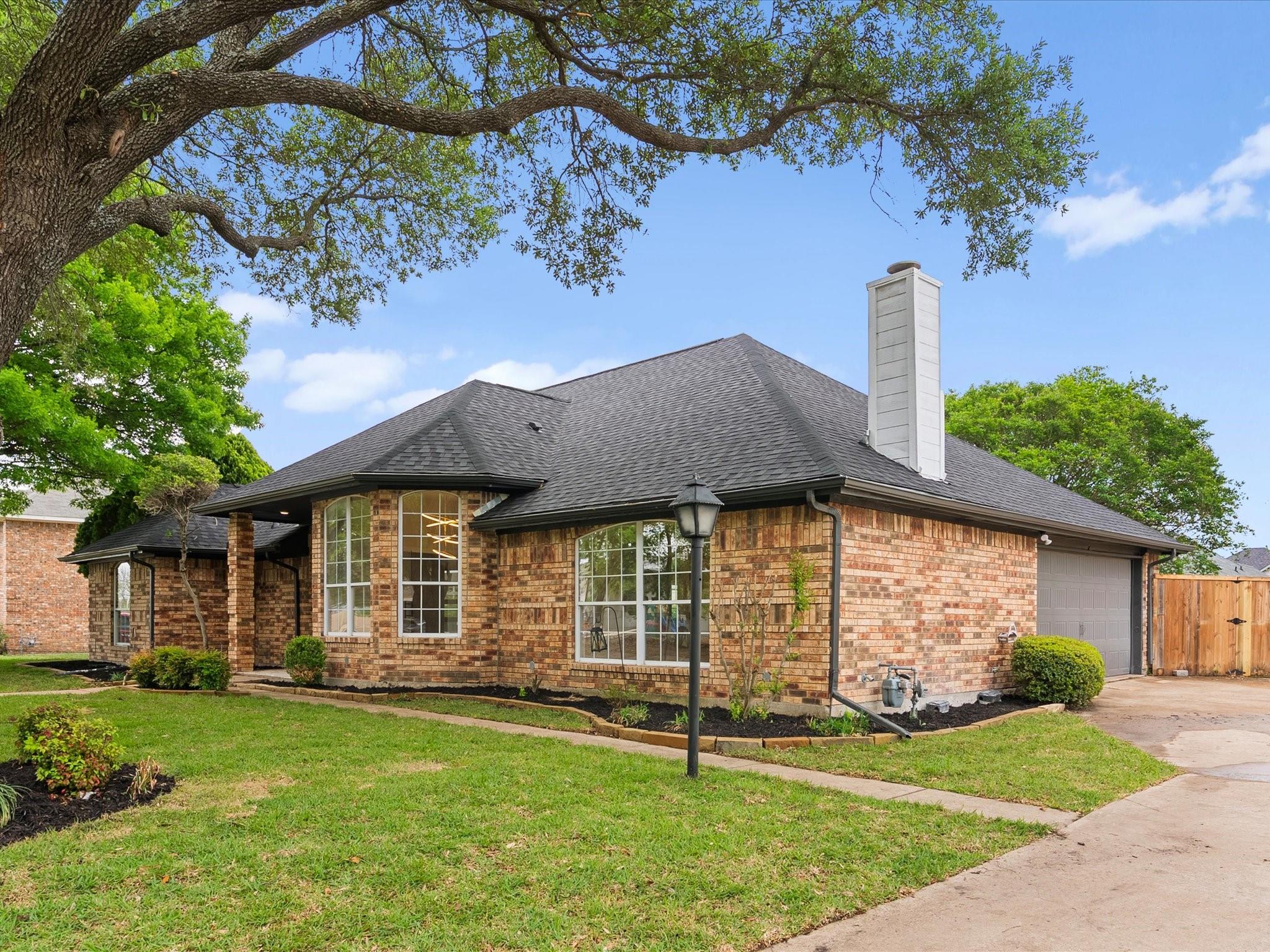 main property photo 19