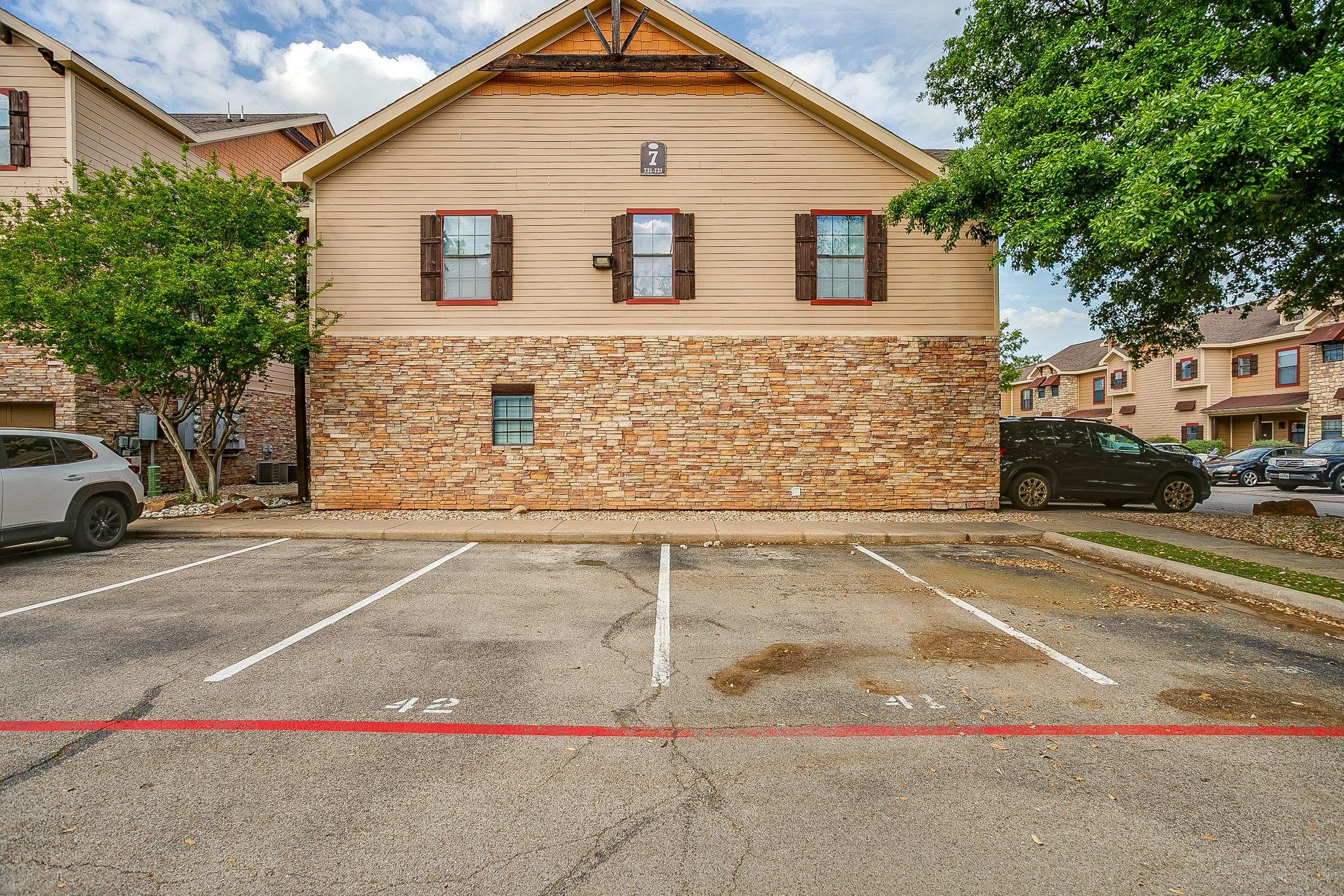 main property photo 32