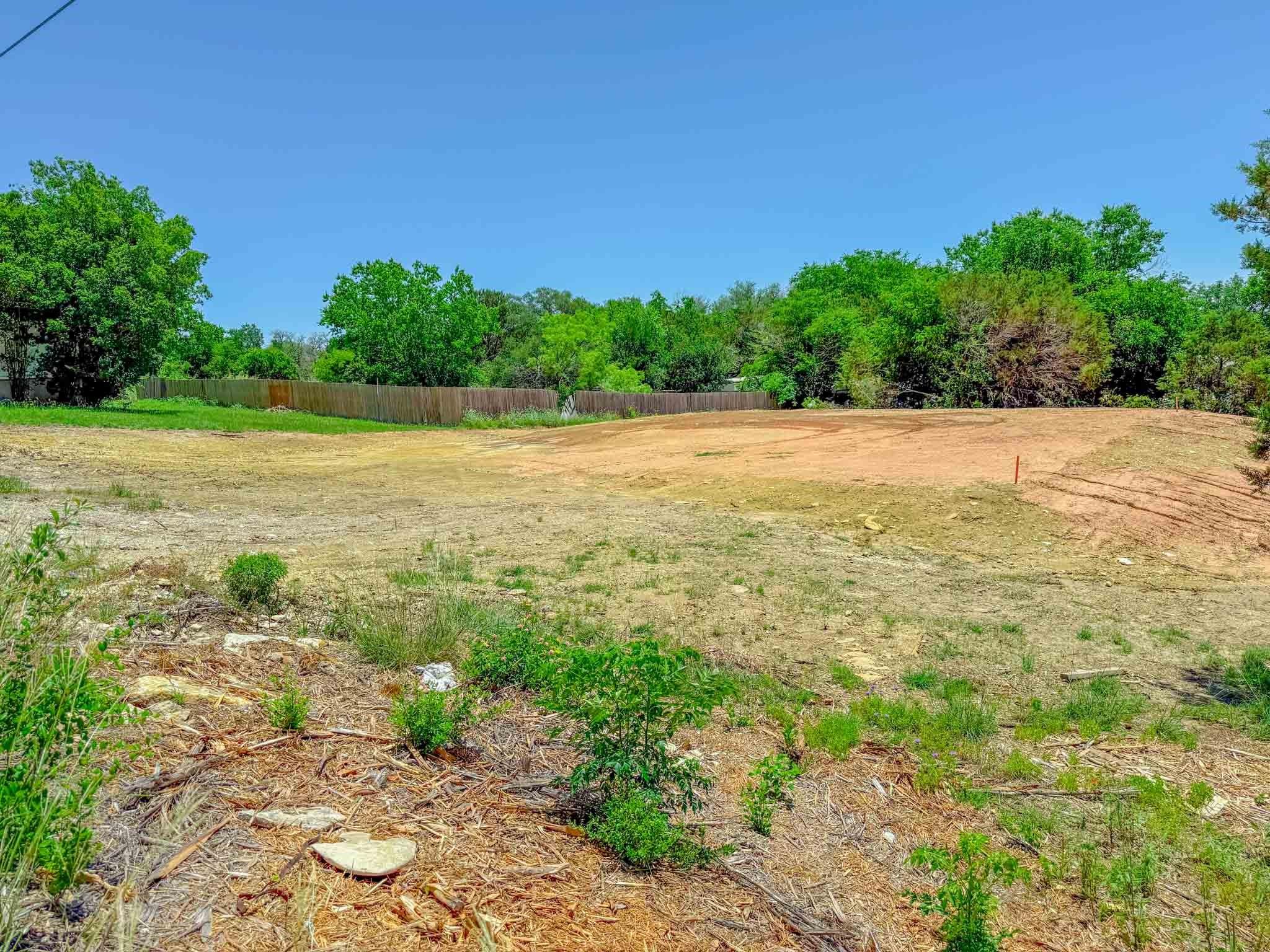 main property photo 9
