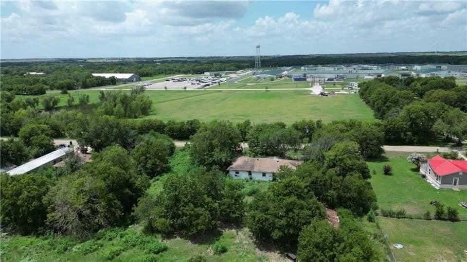 main property photo 2
